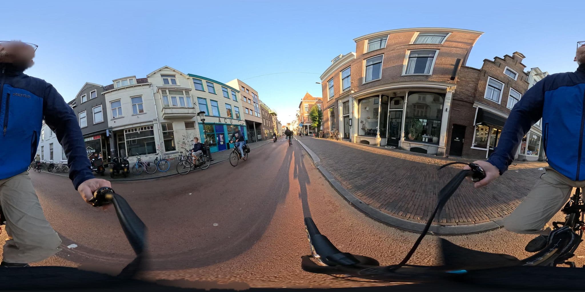 Street view near Hostel Strowis Low Budget Accommodatie, Utrecht — © mprins (CC BY-SA · Mapillary)
