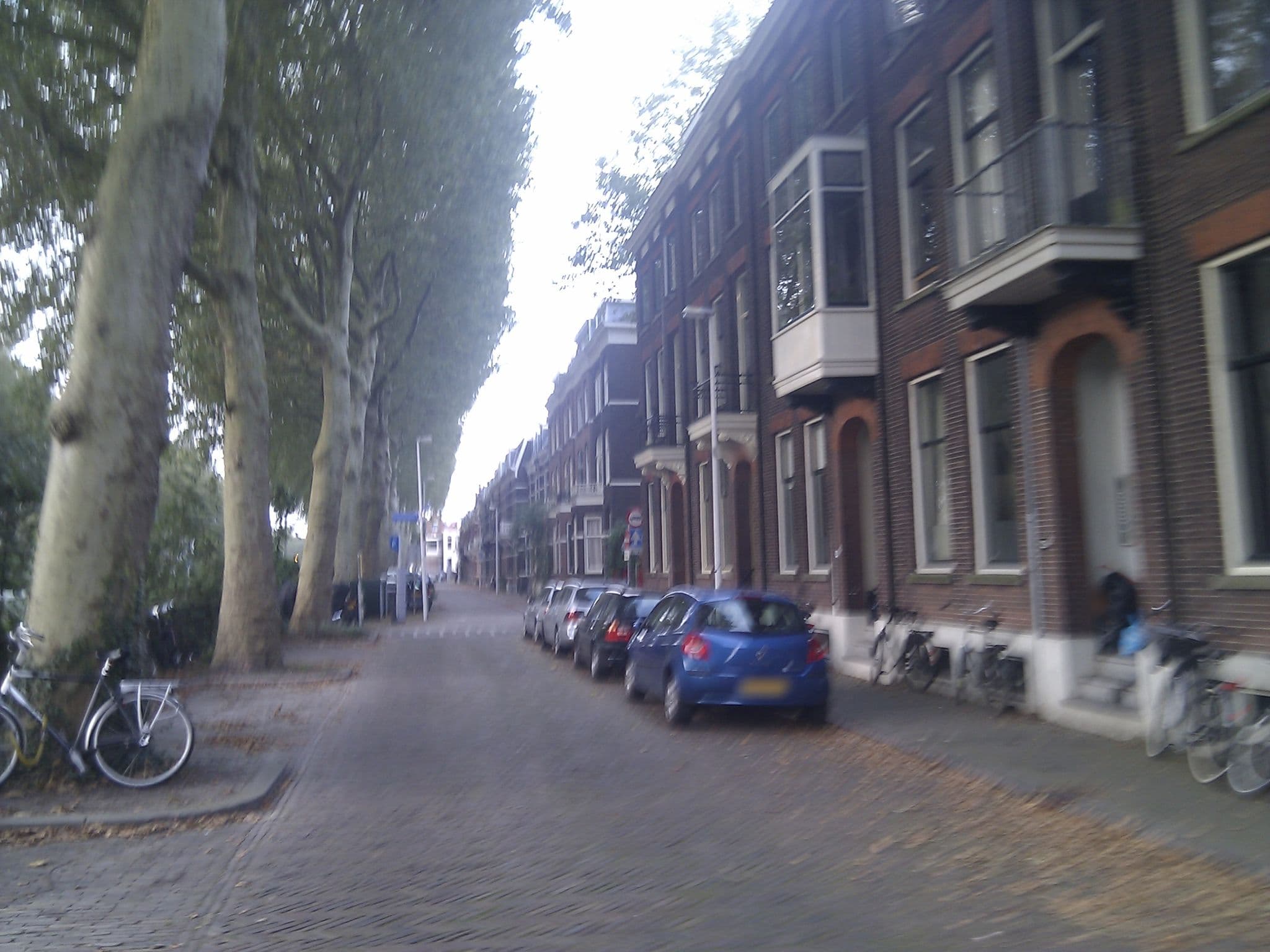 Street view near Under The Plane Trees, Utrecht — © mprins (CC BY-SA · Mapillary)