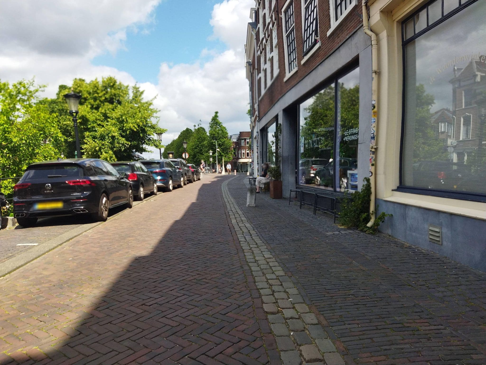 Street view near De Moriaan, Utrecht — © changchun1 (CC BY-SA · Mapillary)