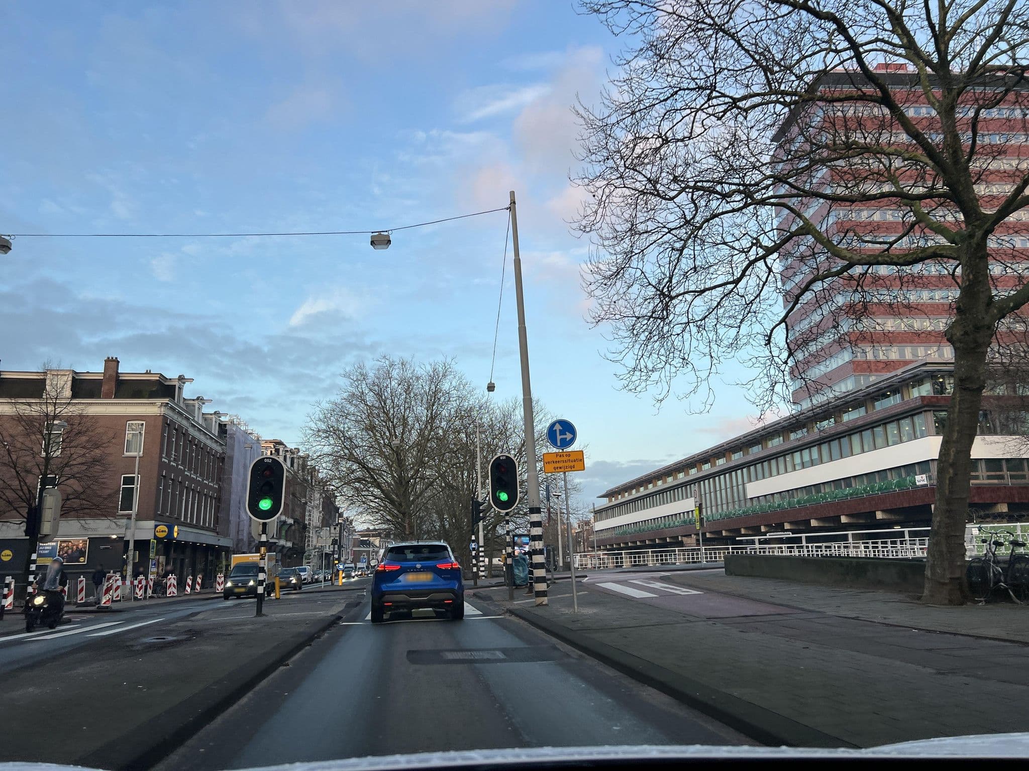 Street view near Hotel Rooms and Co, Dapperbuurt — © ottor (CC BY-SA · Mapillary)