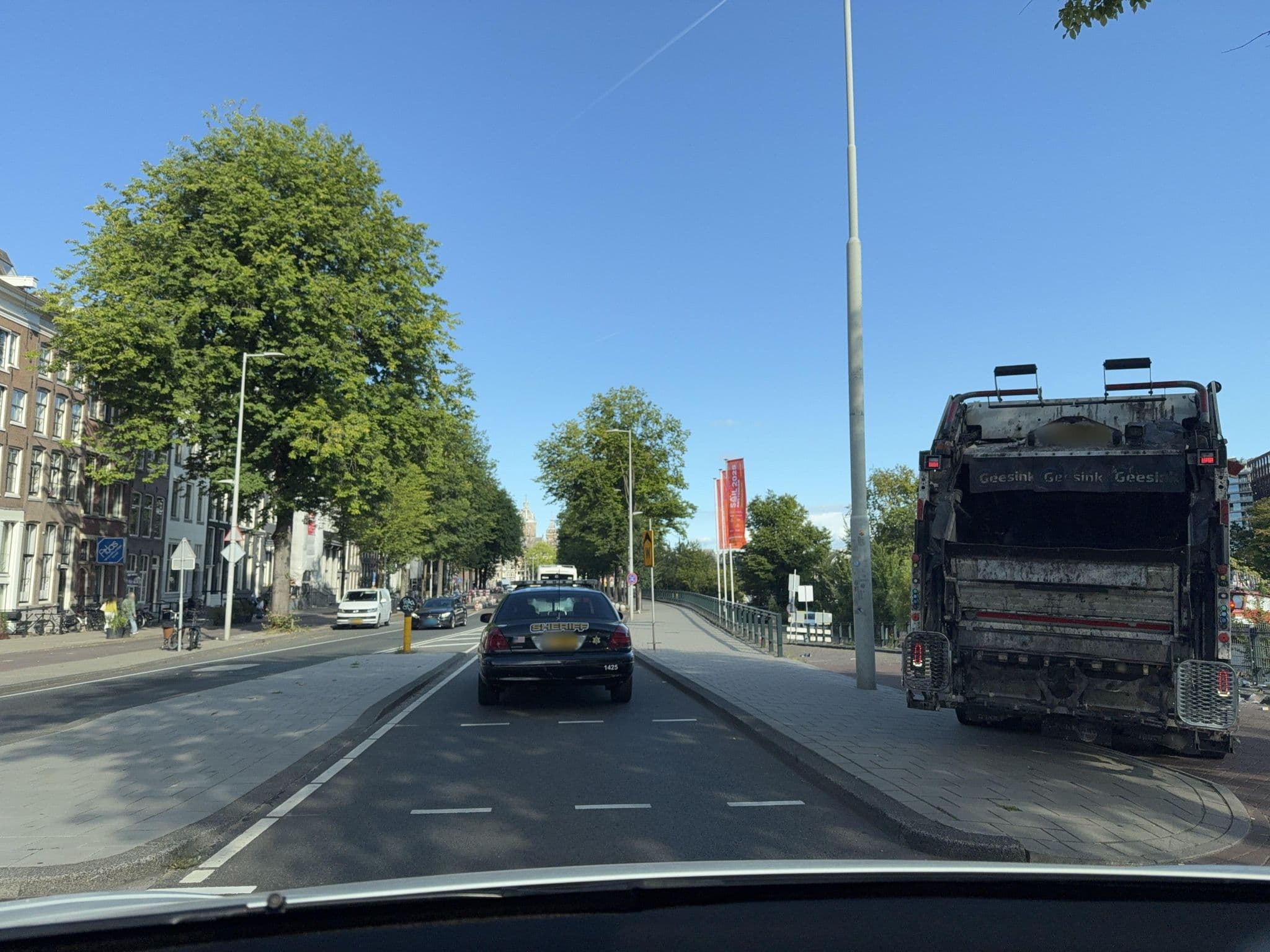 Street view near Bed & Breakfast De Baronie, Amsterdam — © ottor (CC BY-SA · Mapillary)
