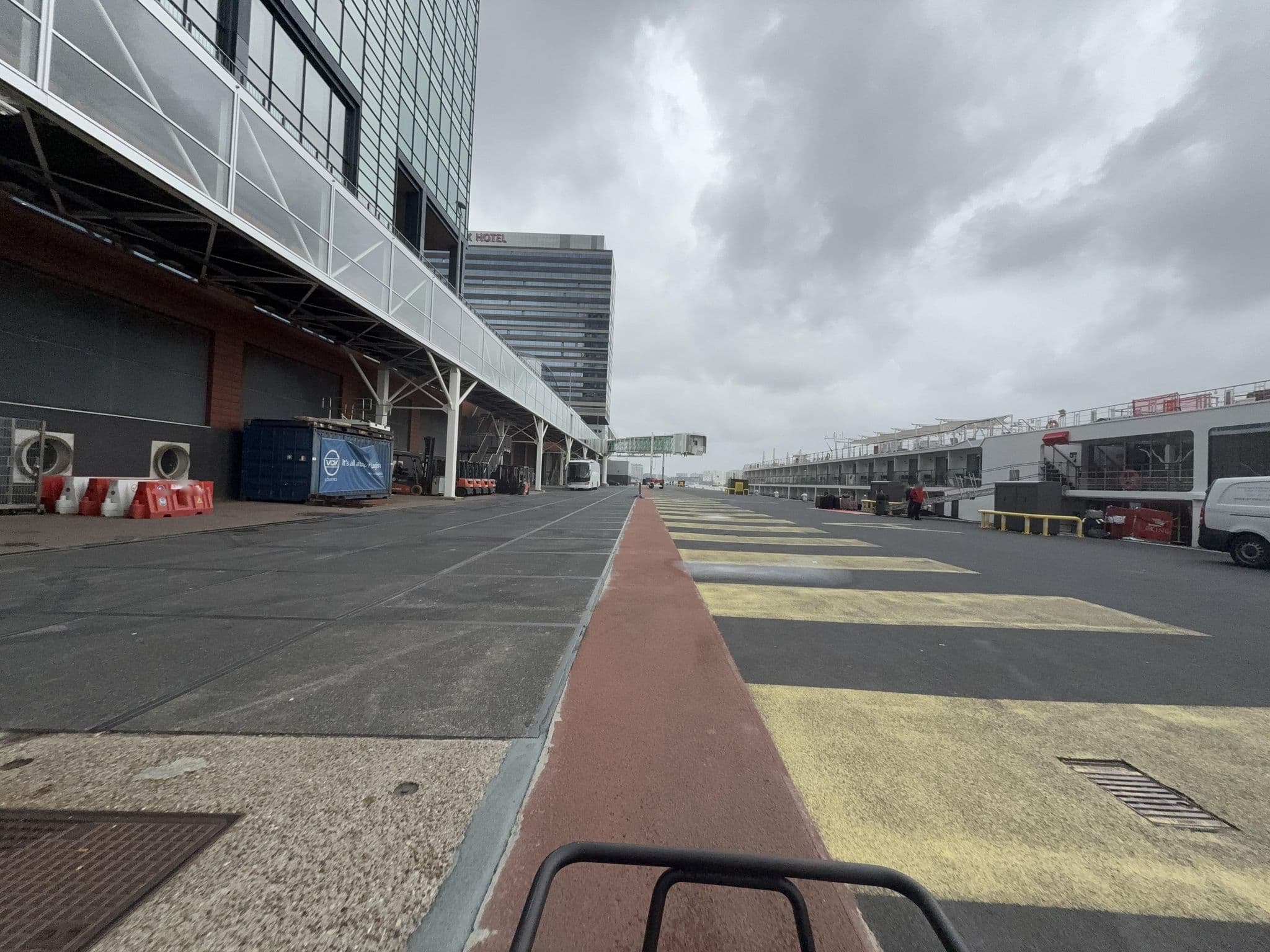 Street view near Easy To Book Service BV, Amsterdam — © ottor (CC BY-SA · Mapillary)