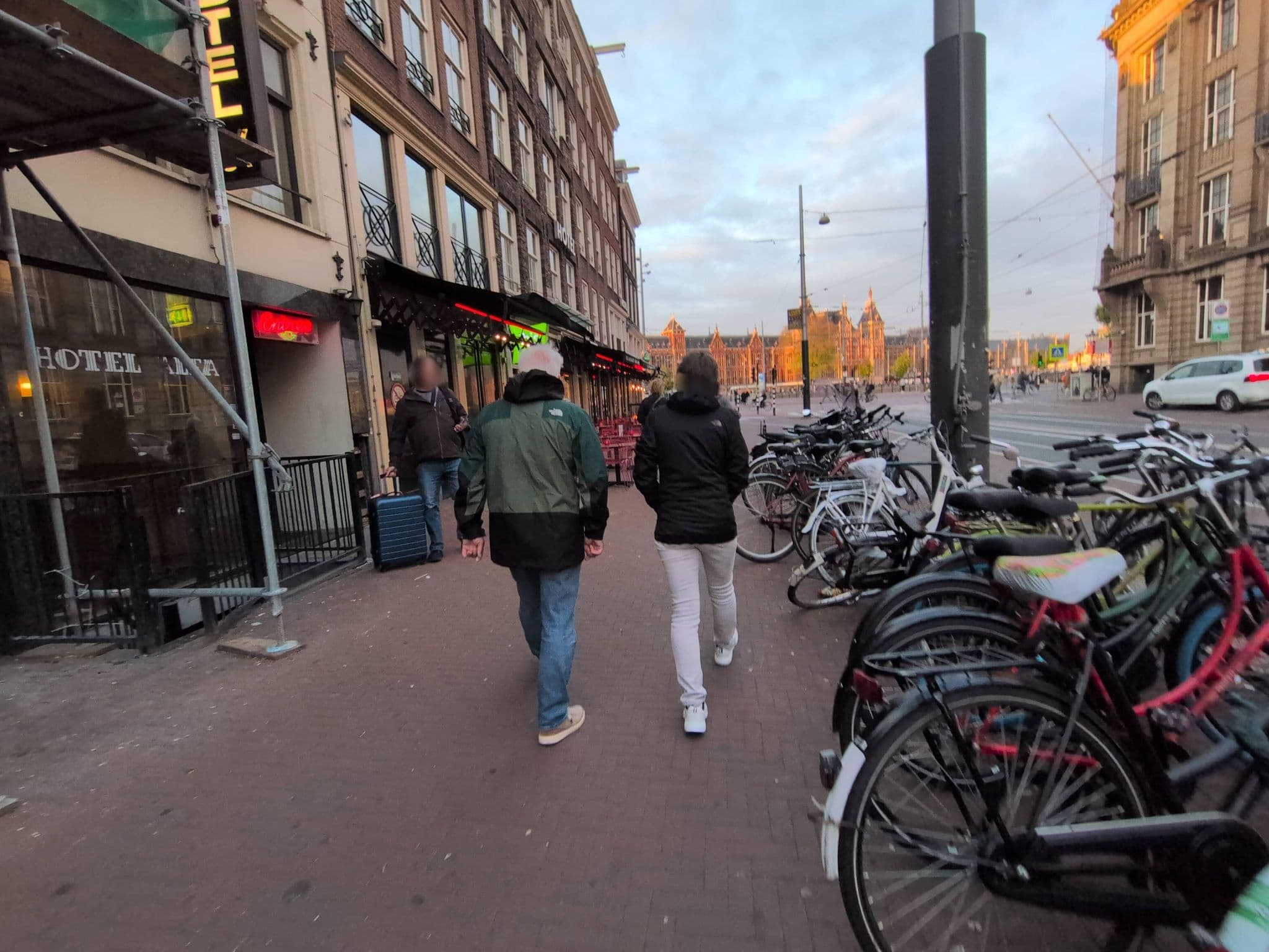 Street view near Ph Hotel De Entree, Amsterdam — © hautetension08 (CC BY-SA · Mapillary)