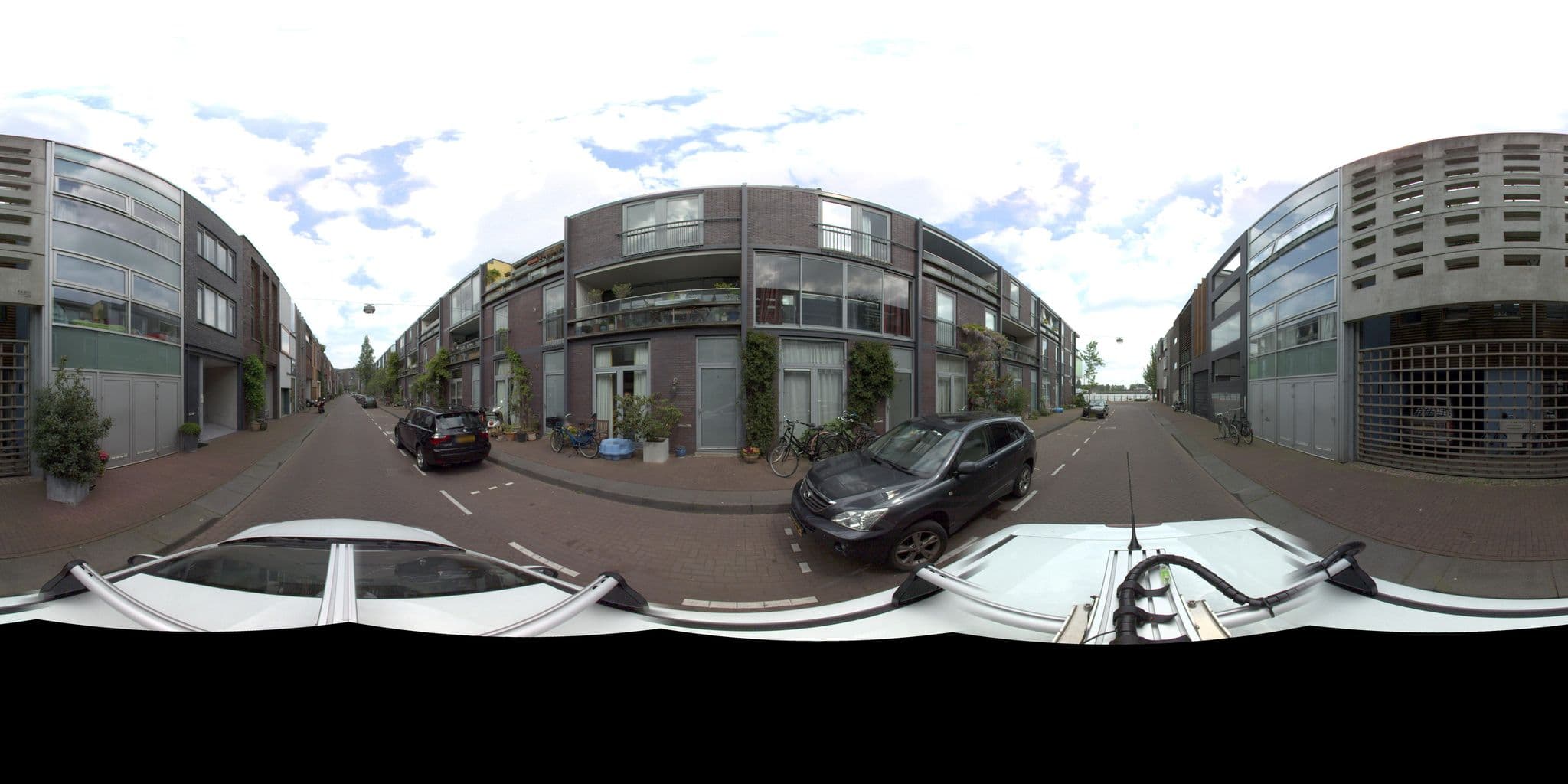 Street view near Design Waterfront Studio, Dapperbuurt — © amsterdam (CC BY-SA · Mapillary)
