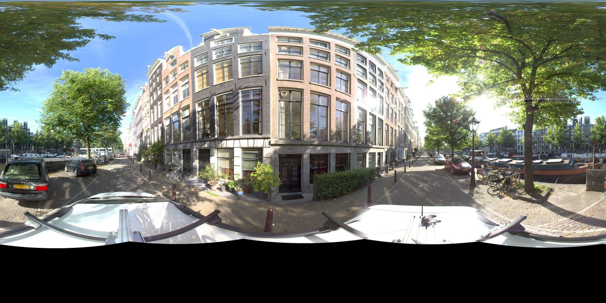 Street view near Deutsches Seemannsheim, Amsterdam — © amsterdam (CC BY-SA · Mapillary)