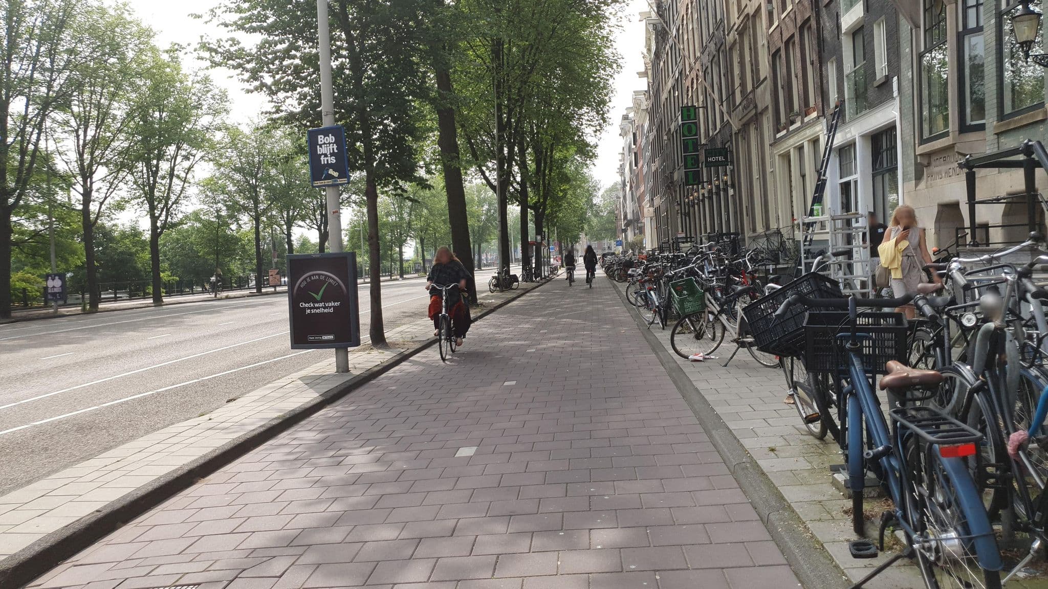 Street view near Harbour Suites, Amsterdam — © ainali (CC BY-SA · Mapillary)