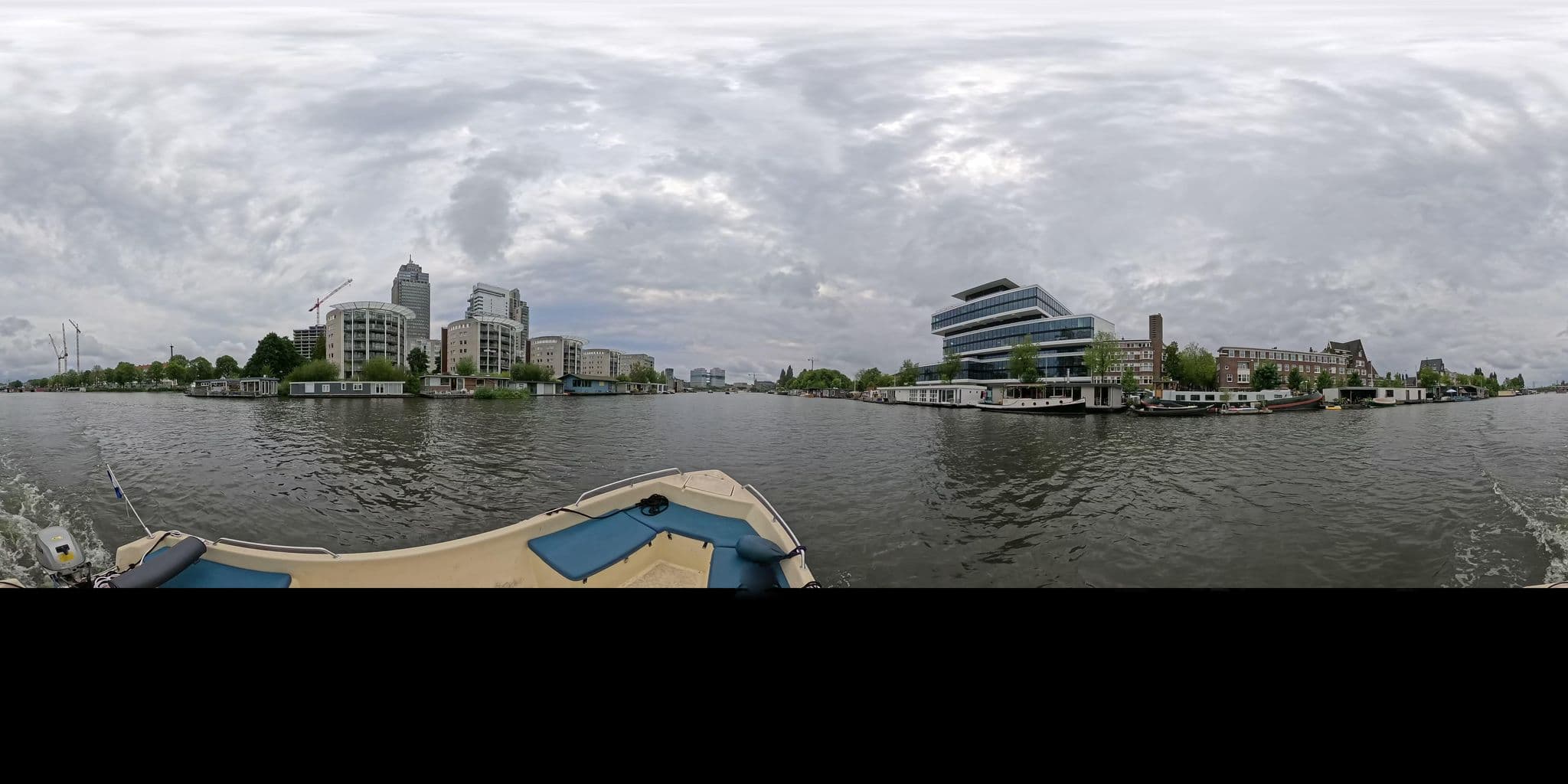 Street view near Amstel Wake-up Bed & Breakfast, Dapperbuurt — © ottor (CC BY-SA · Mapillary)