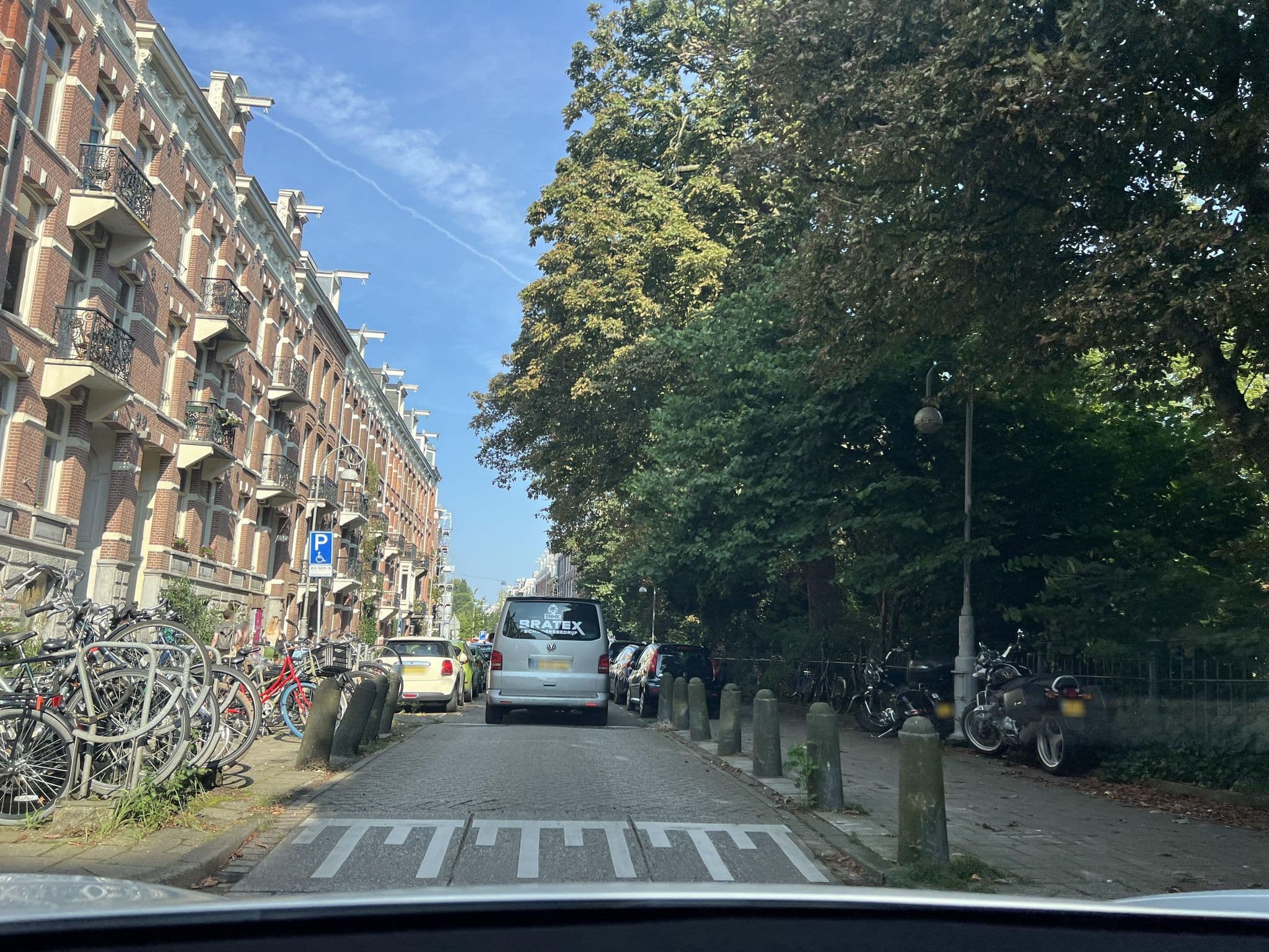 Street view near Old South apartments - De Pijp area, Amsterdam — © ottor (CC BY-SA · Mapillary)