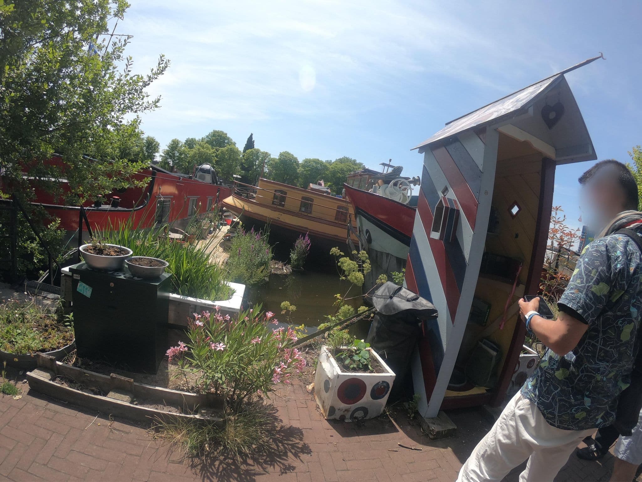 Street view near Alternatief., Amsterdam — © CasGroenigen (CC BY-SA · Mapillary)