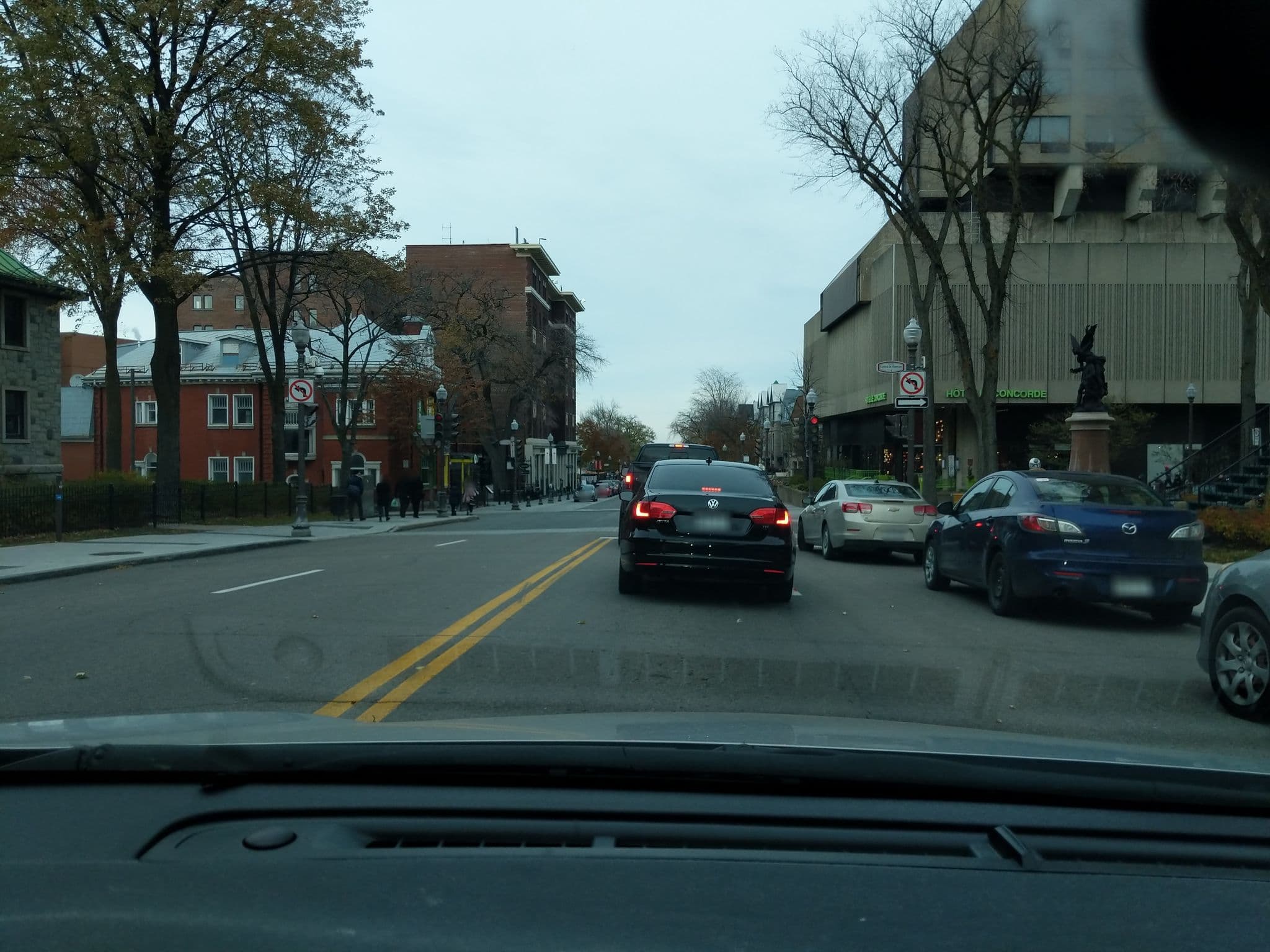 Street view near B & B Manoir Mon Calme, Québec — © daudrain (CC BY-SA · Mapillary)