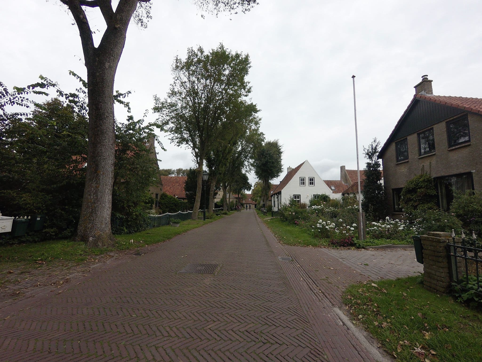 Street view near Kampeerboerderij IJnsen P J, Hollum — © ankeric (CC BY-SA · Mapillary)