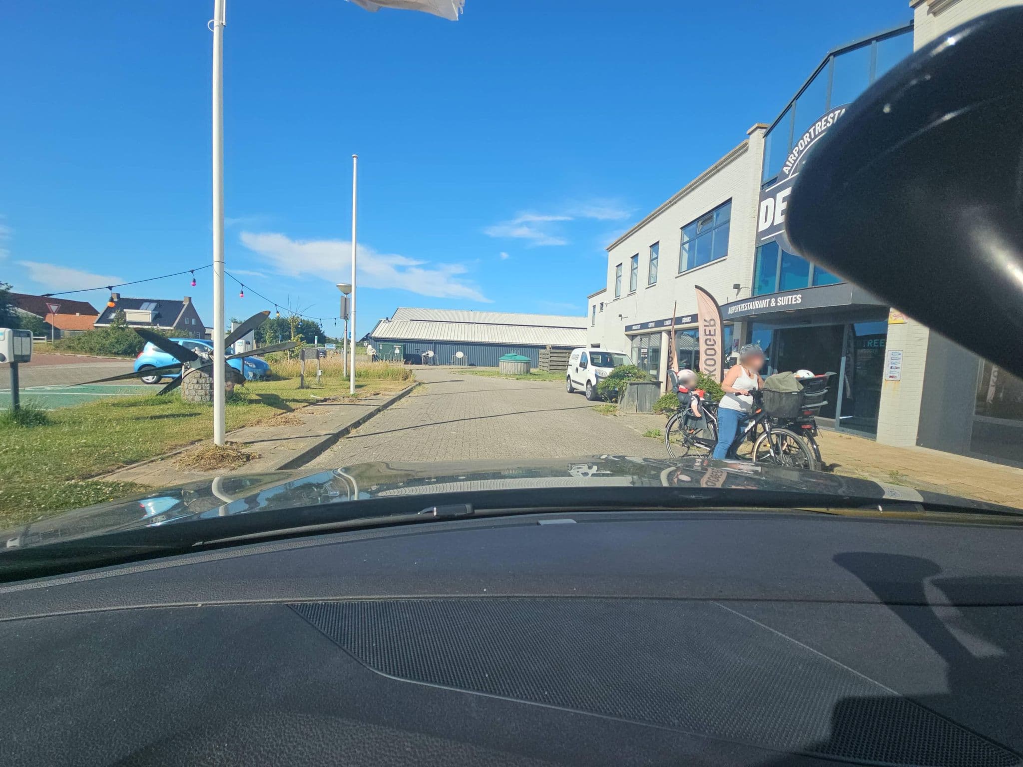 Street view near Airport Hotel Texel, De Koog — © toho (CC BY-SA · Mapillary)