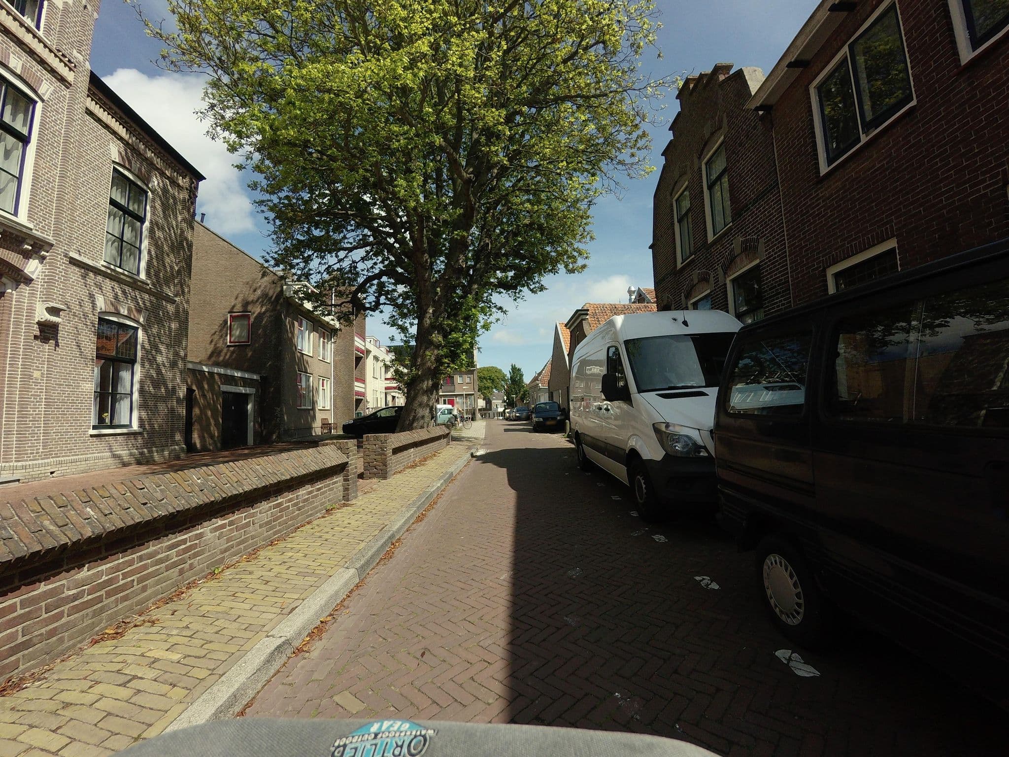 Street view near Peek Lodges, Den Burg — © ankeric (CC BY-SA · Mapillary)