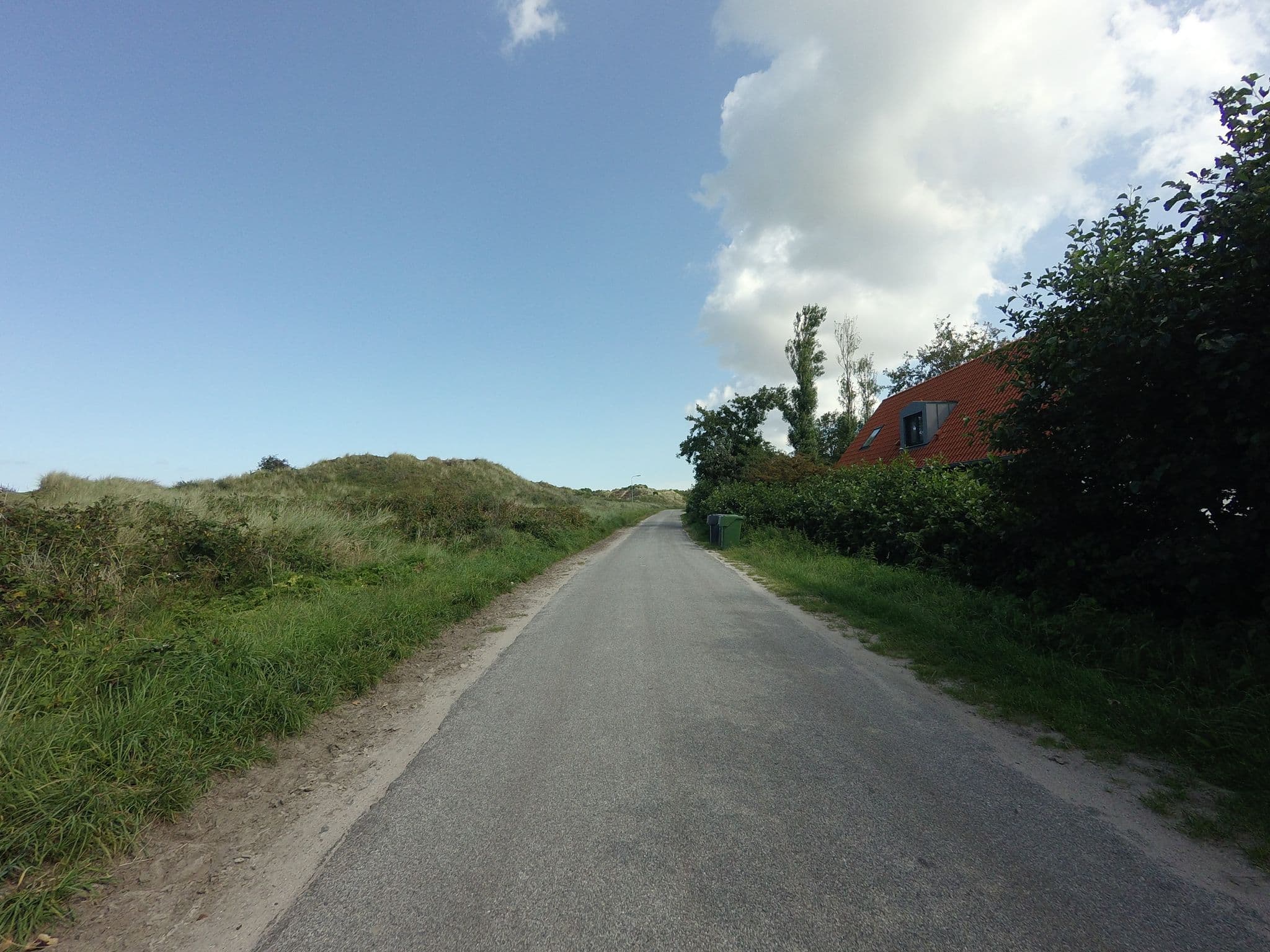 Street view near Klaassenbosch, West-Terschelling — © ankeric (CC BY-SA · Mapillary)