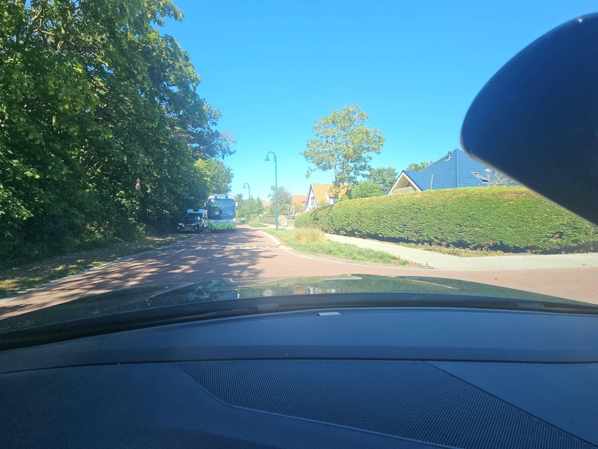 Street view near Guesthouse & Bungalow at the beach Bij het Strand, De Koog — © toho (CC BY-SA · Mapillary)