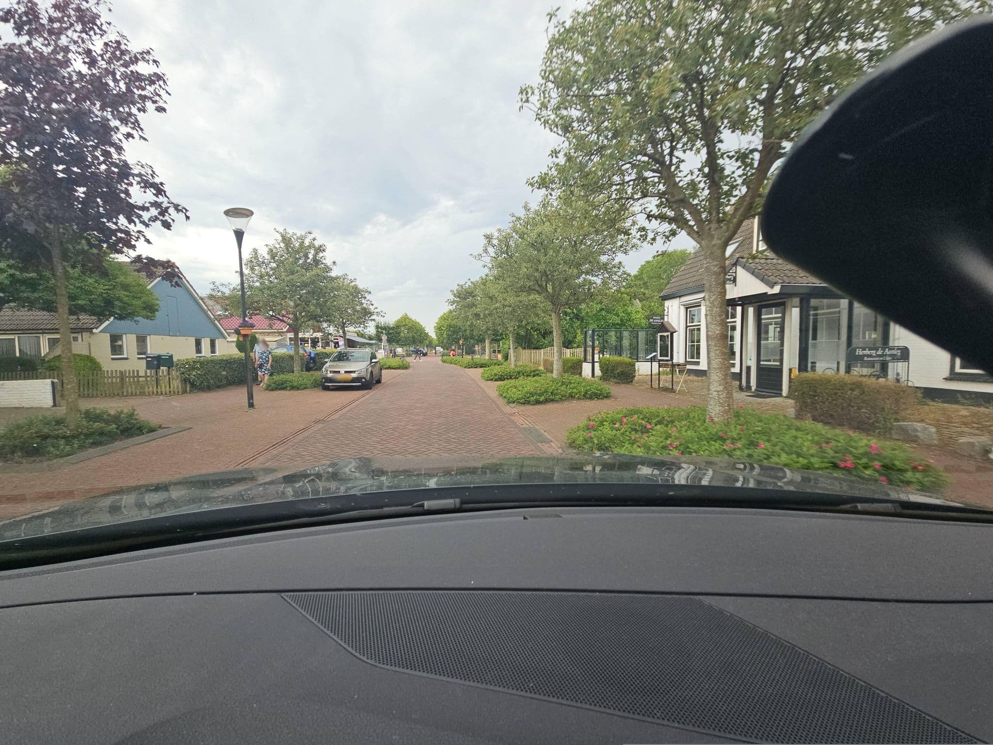Street view near Studio's Roggesloot, De Koog — © toho (CC BY-SA · Mapillary)