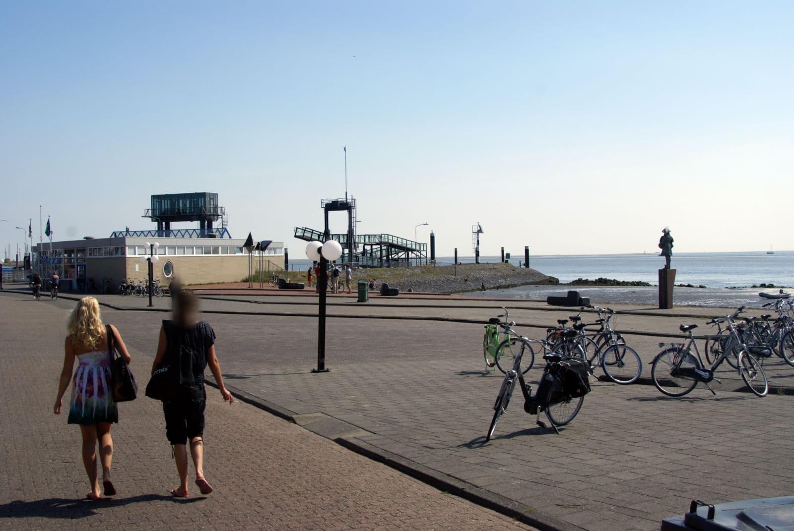 Street view near Hotel Zeezicht, Oost-Vlieland — © txllxt (CC BY-SA · Mapillary)