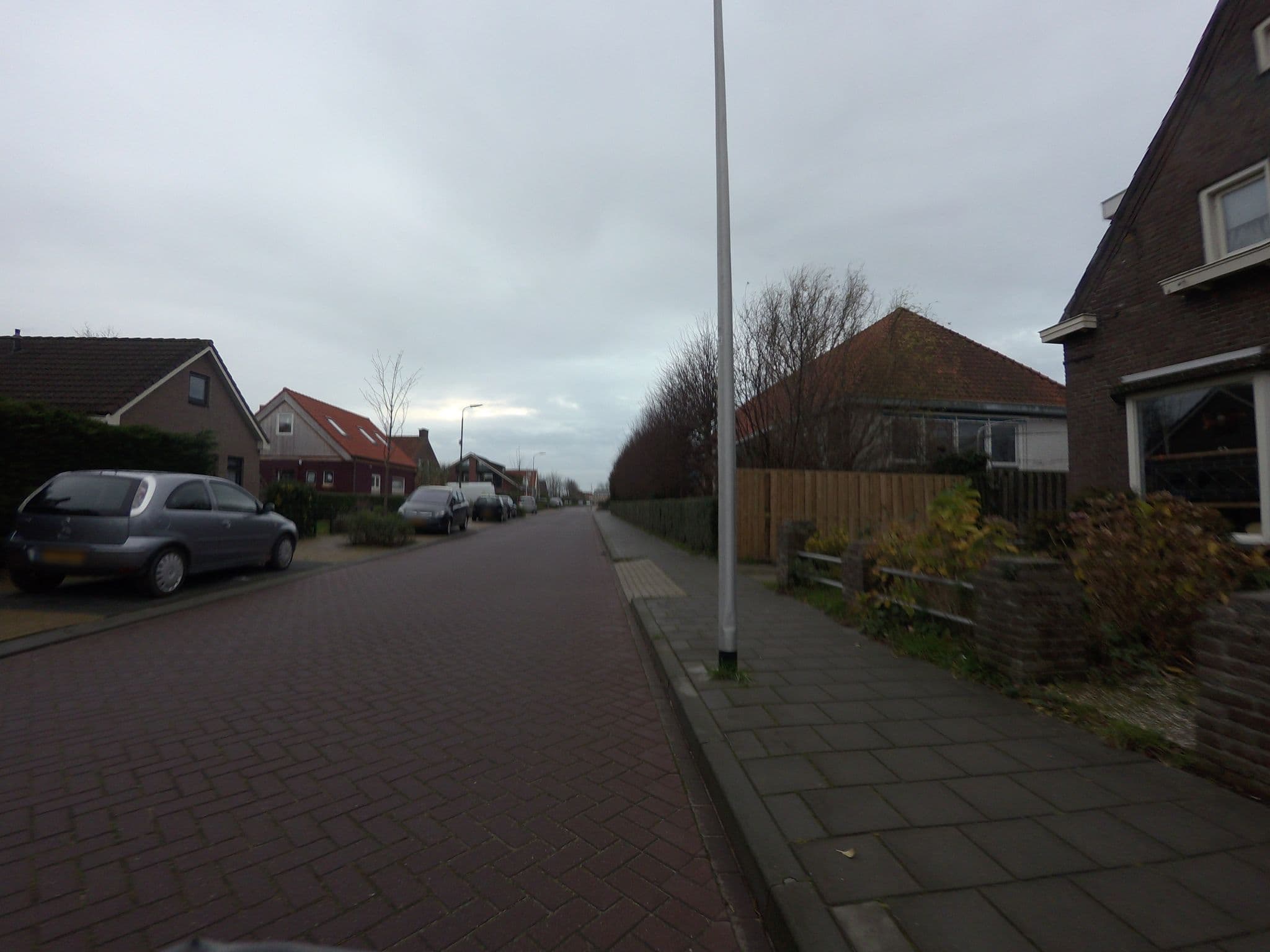 Street view near Vakantiestudio 't Juttertje, Den Burg — © ankeric (CC BY-SA · Mapillary)