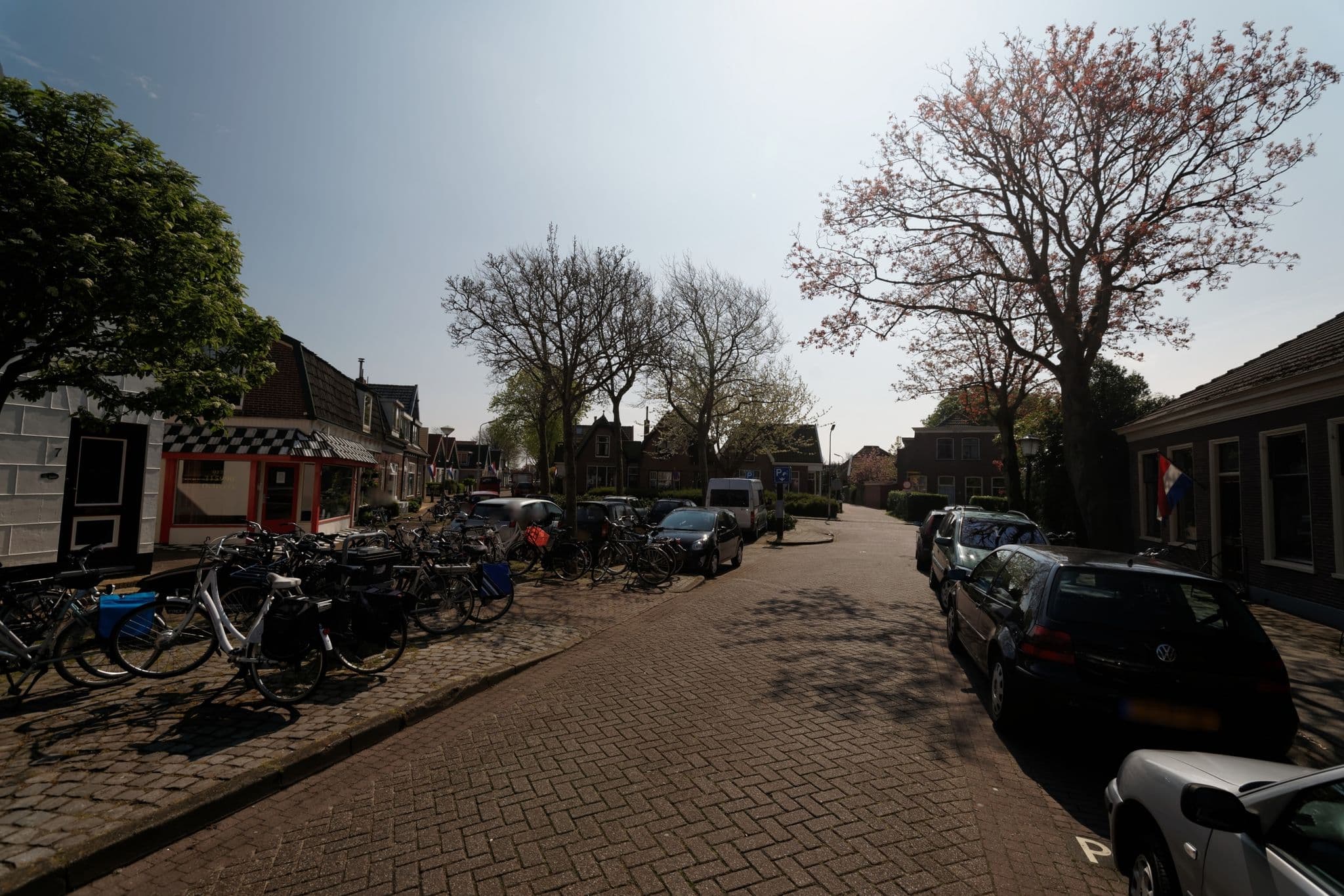 Street view near So Hum, Den Burg — © txllxt (CC BY-SA · Mapillary)