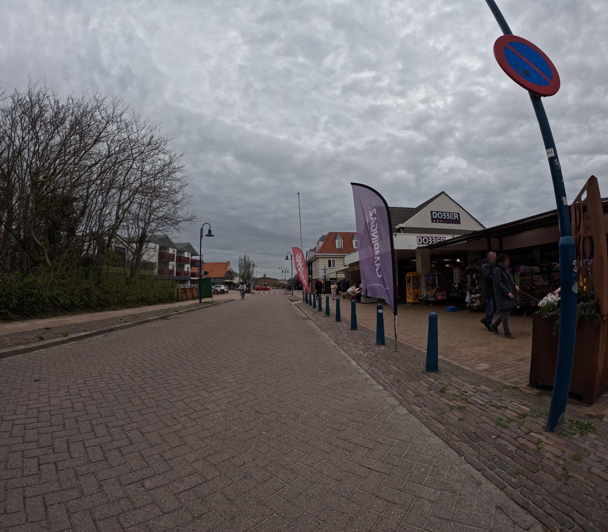 Street view near Lift hotel de Cooghen, De Koog — © geim (CC BY-SA · Mapillary)