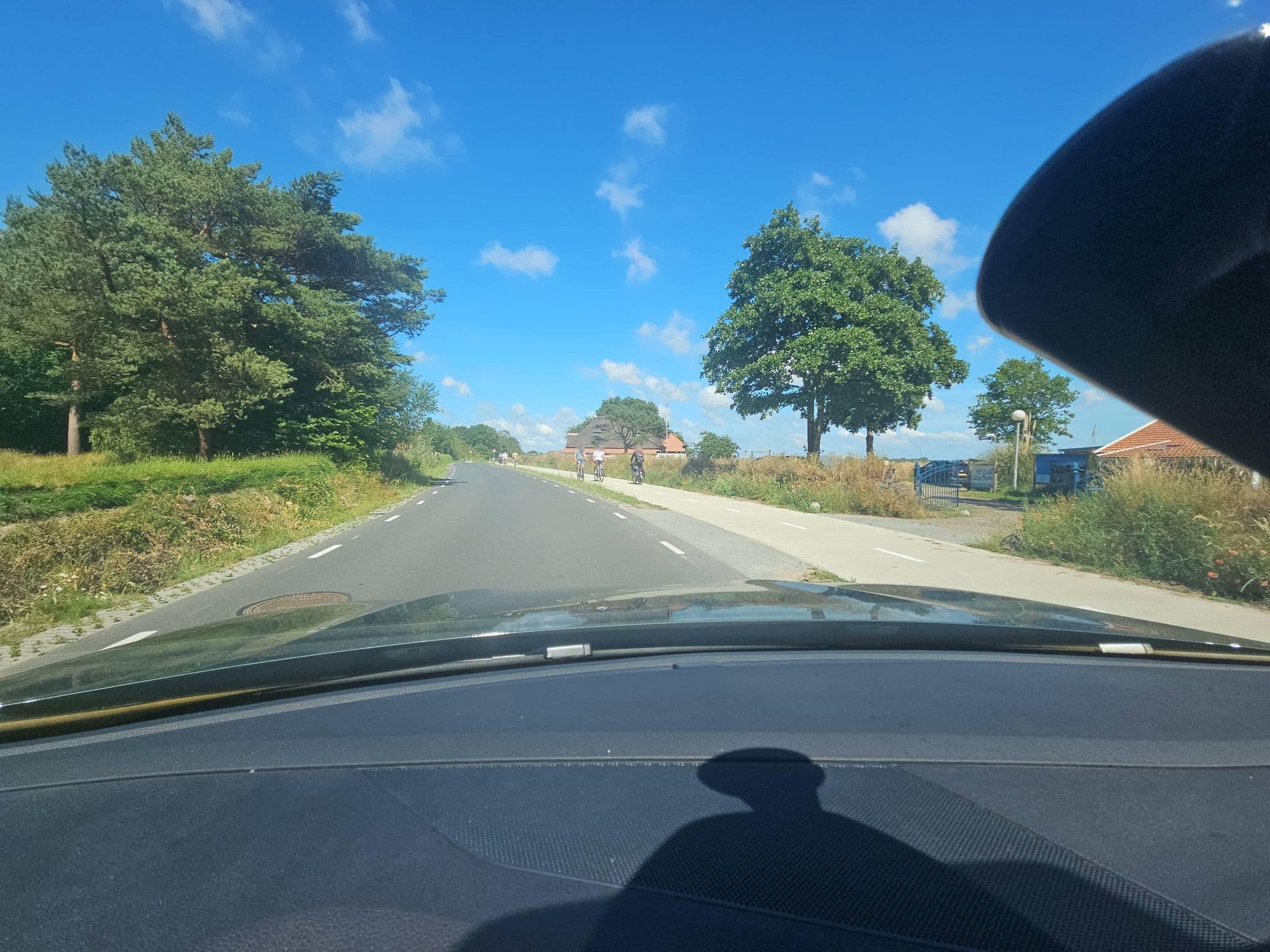 Street view near Vrijzicht op Texel, Den Burg — © toho (CC BY-SA · Mapillary)