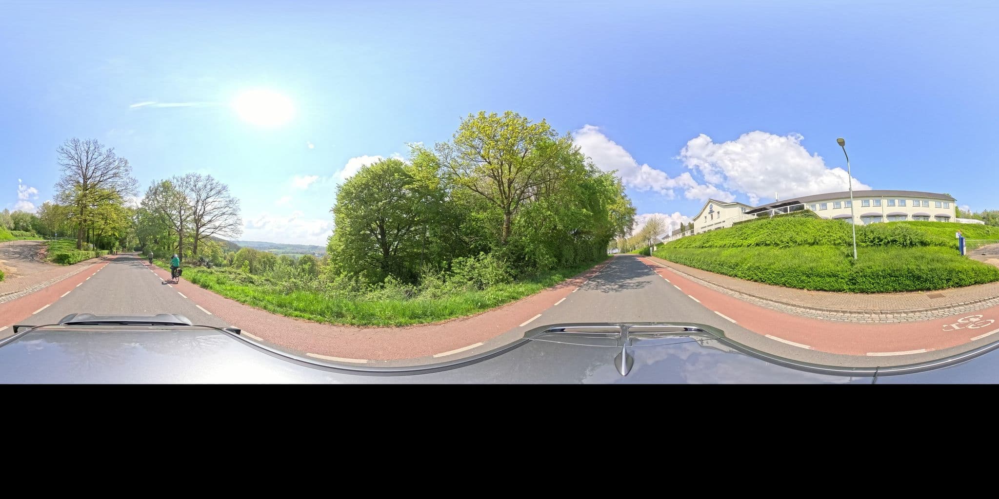 Street view near Tulip Inn Slenaken, Mechelen — © thewizard (CC BY-SA · Mapillary)