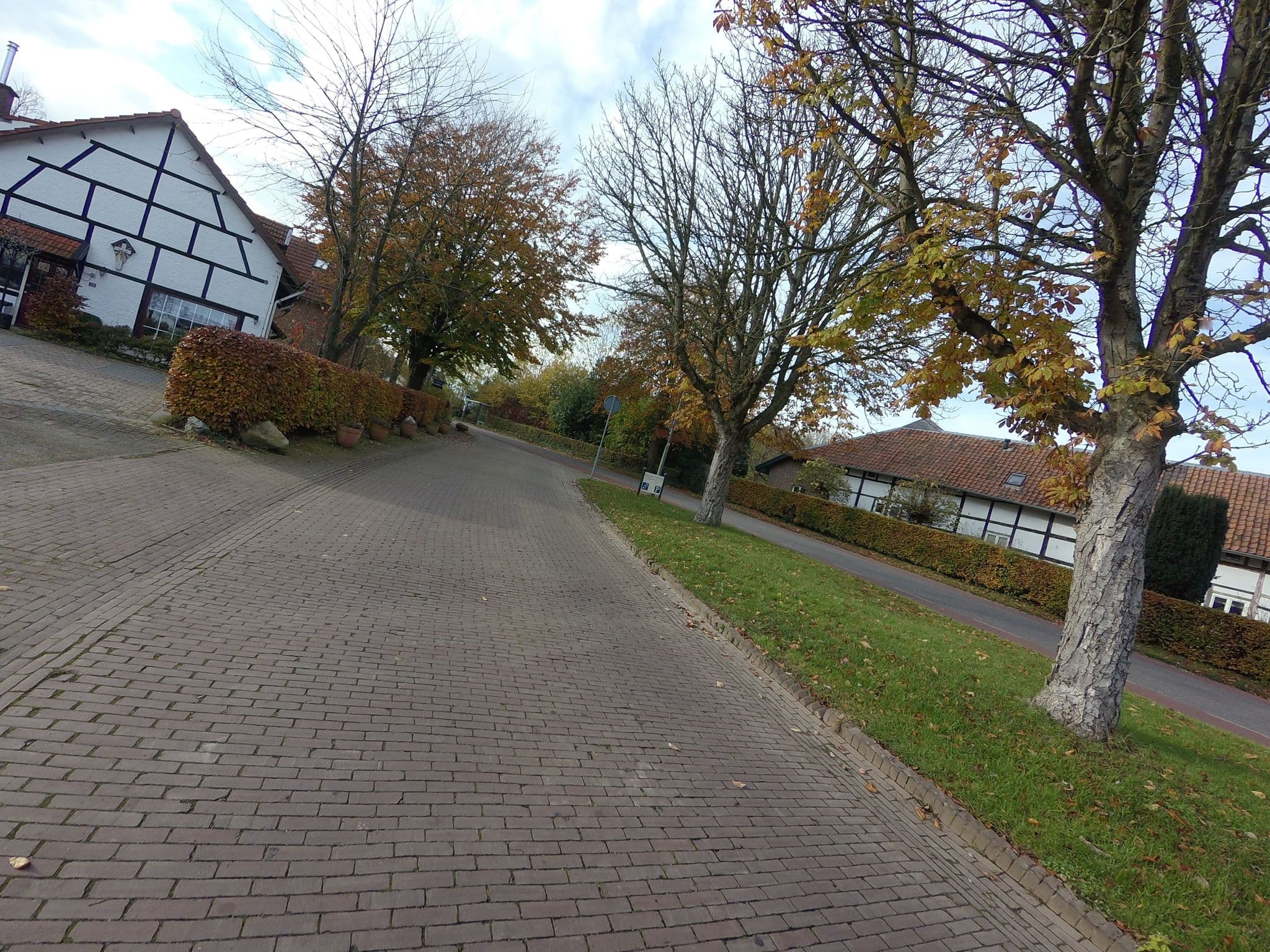 Street view near t Stalhoes, Mechelen — © madel (CC BY-SA · Mapillary)
