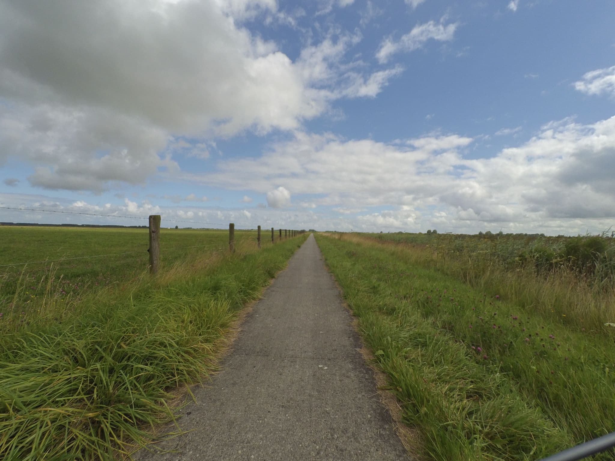 Street view near B&B Logement Doosje, Zoutkamp — © peewee32 (CC BY-SA · Mapillary)