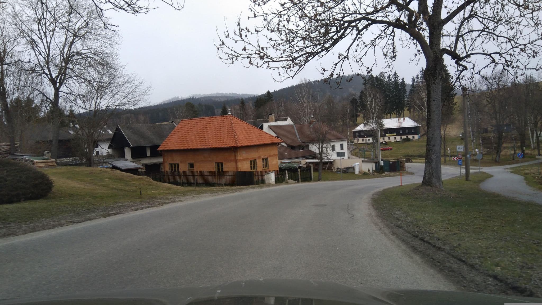 Street view near Šumavský pension Barbora, Horní Planá — © vwv (CC BY-SA · Mapillary)