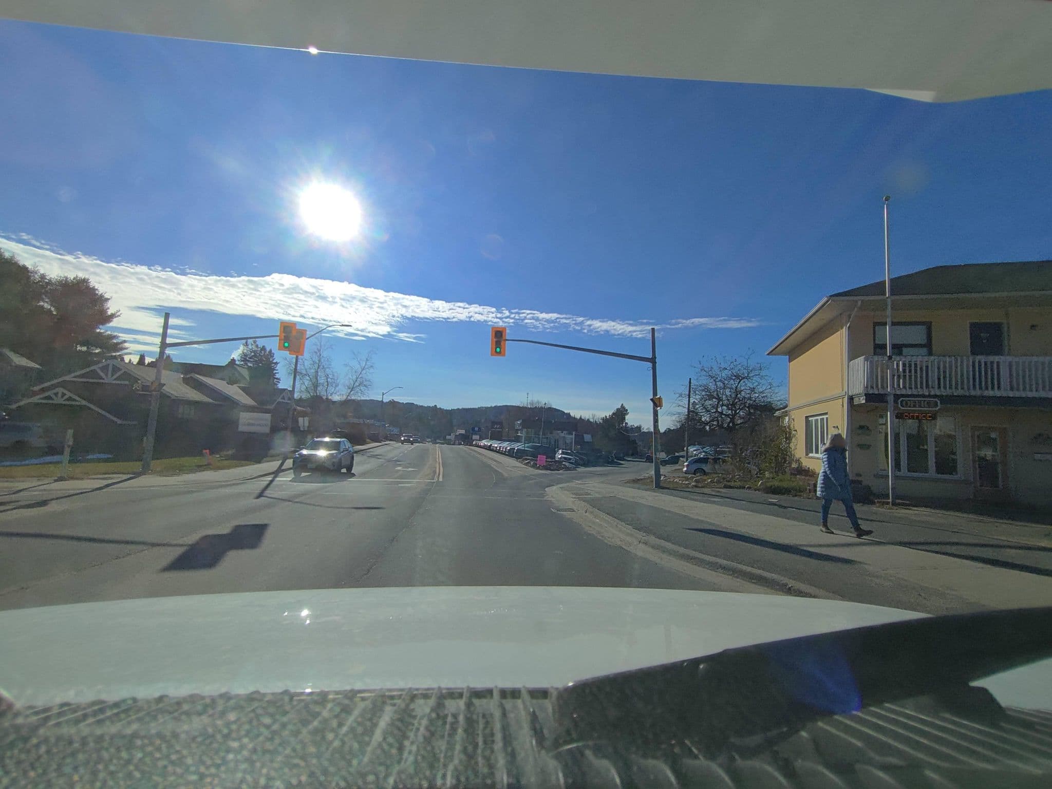 Street view near Rainbow Inn, Huntsville — © kibour (CC BY-SA · Mapillary)