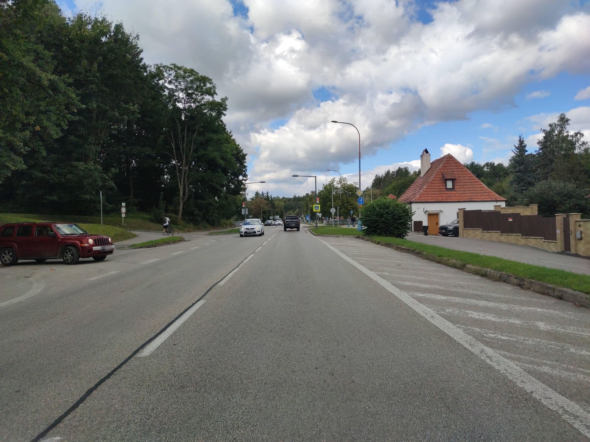 Street view near Vila Lovcu Kralovych, Český Krumlov — © martinpoljak (CC BY-SA · Mapillary)