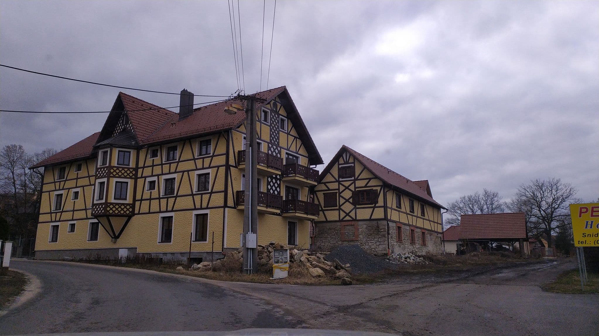 Street view near Penzion restaurant Hortenzie, Františkovy Lázně — © mrowka (CC BY-SA · Mapillary)
