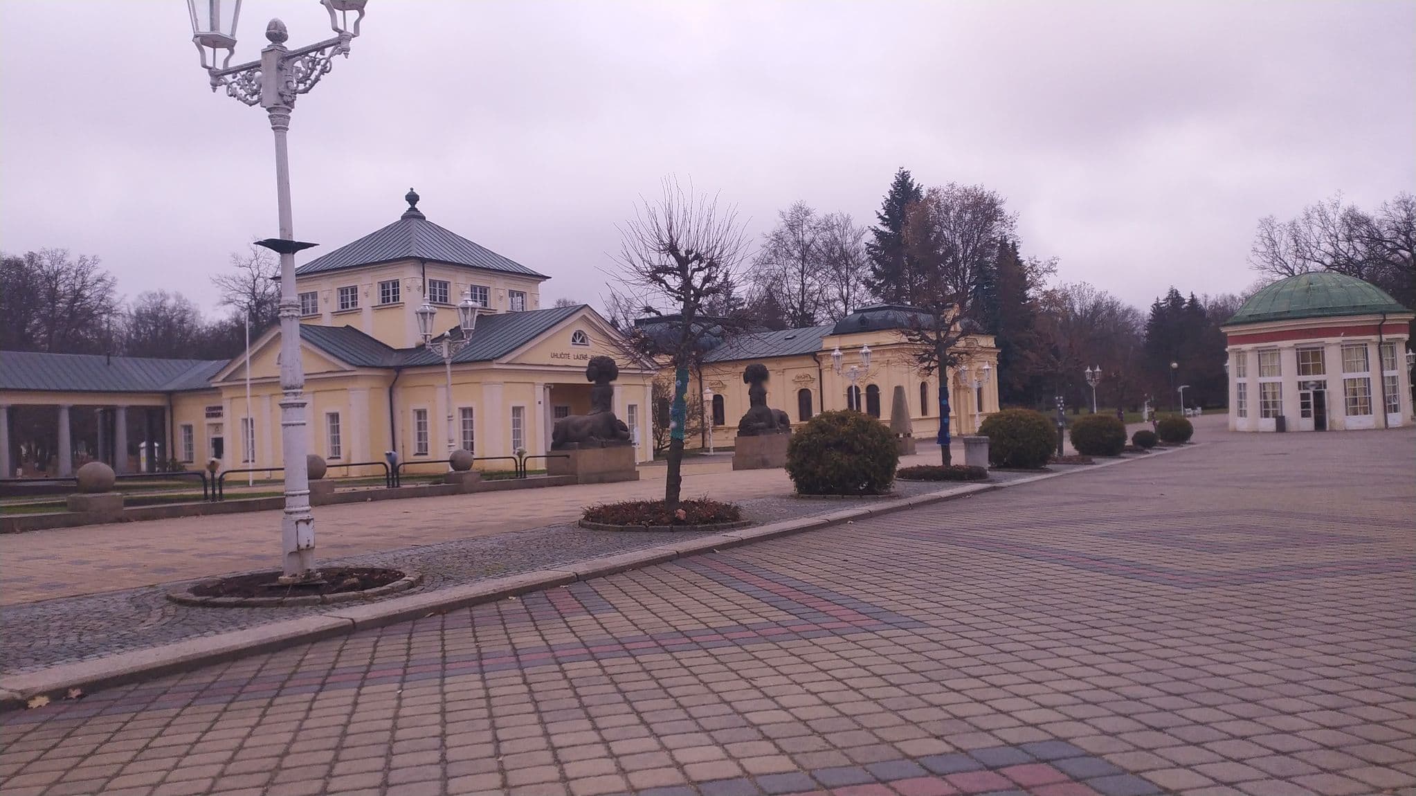 Street view near Hotel Metropol, Františkovy Lázně — © mrowka (CC BY-SA · Mapillary)