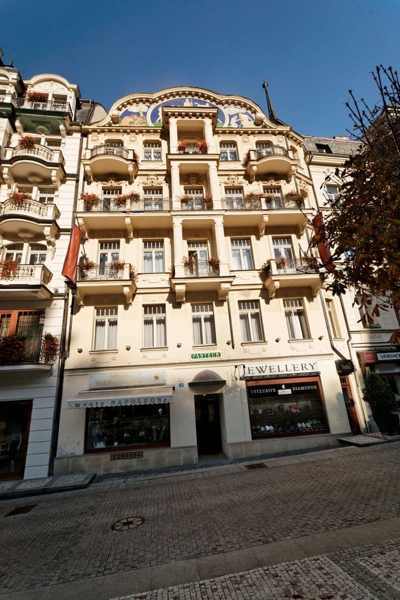Street view near ASTORIA - Lazensky hotel, Karlovy Vary — © txllxt (CC BY-SA · Mapillary)