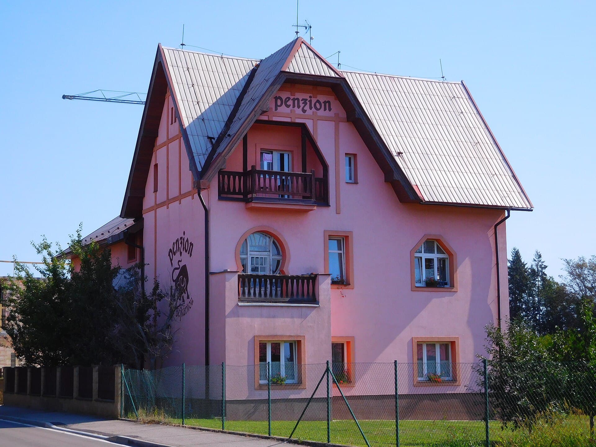 Penzion Pod Bejkárnou (via Wikimedia Commons, CC BY-SA 4.0)