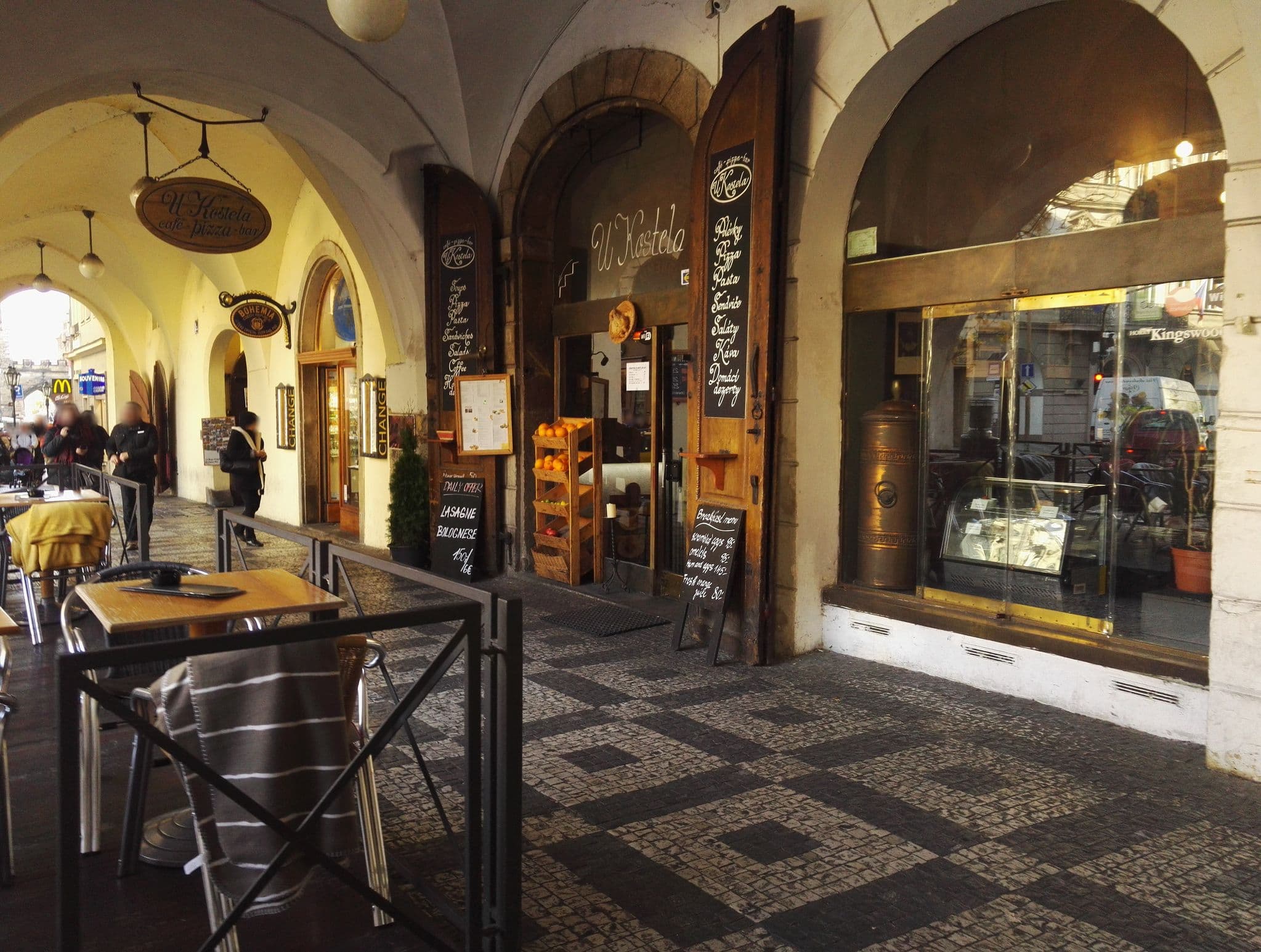 Street view near Old Prague'mance, Malá Strana — © aceini (CC BY-SA · Mapillary)