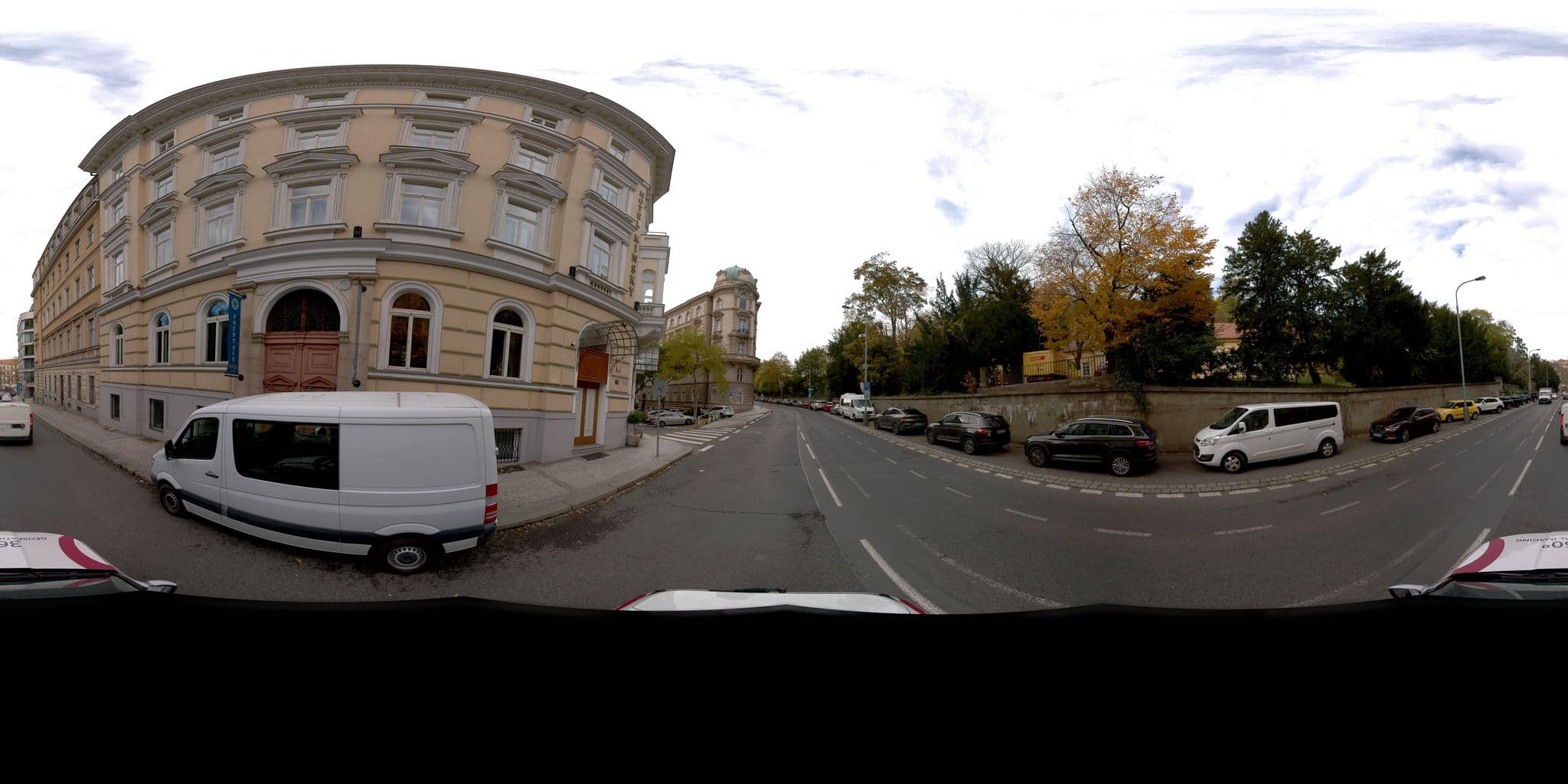 Street view near Parco, Smíchov — © jeffreymartin (CC BY-SA · Mapillary)
