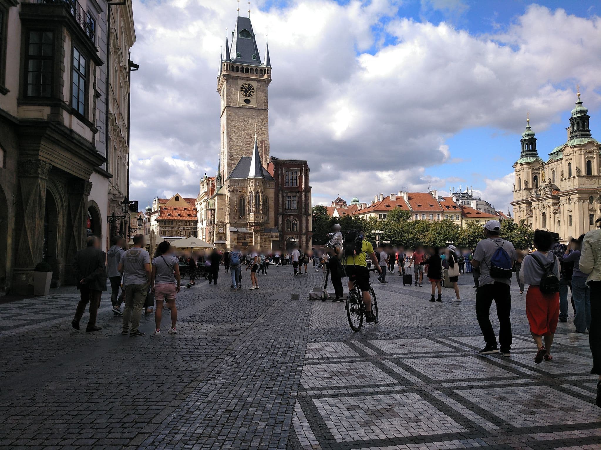 Street view near Royal Prague Apartments, Prague — © filohipo (CC BY-SA · Mapillary)