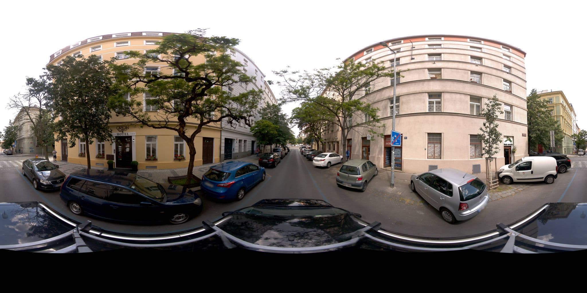 Street view near Hotel Orion Prague, Královské Vinohrady — © jeffreymartin (CC BY-SA · Mapillary)