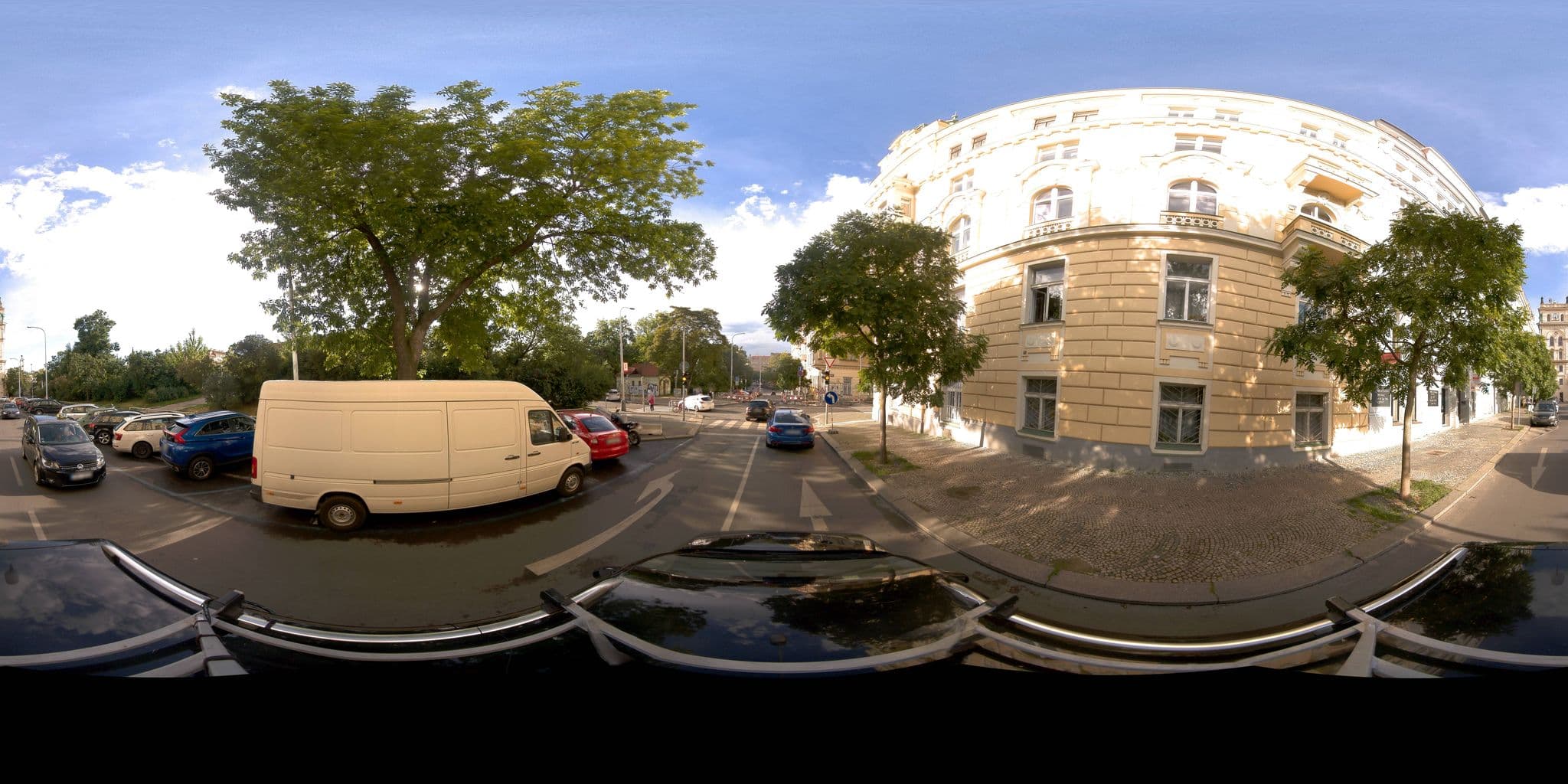 Street view near Apartment in Jiriho z Podebrad, Královské Vinohrady — © jeffreymartin (CC BY-SA · Mapillary)