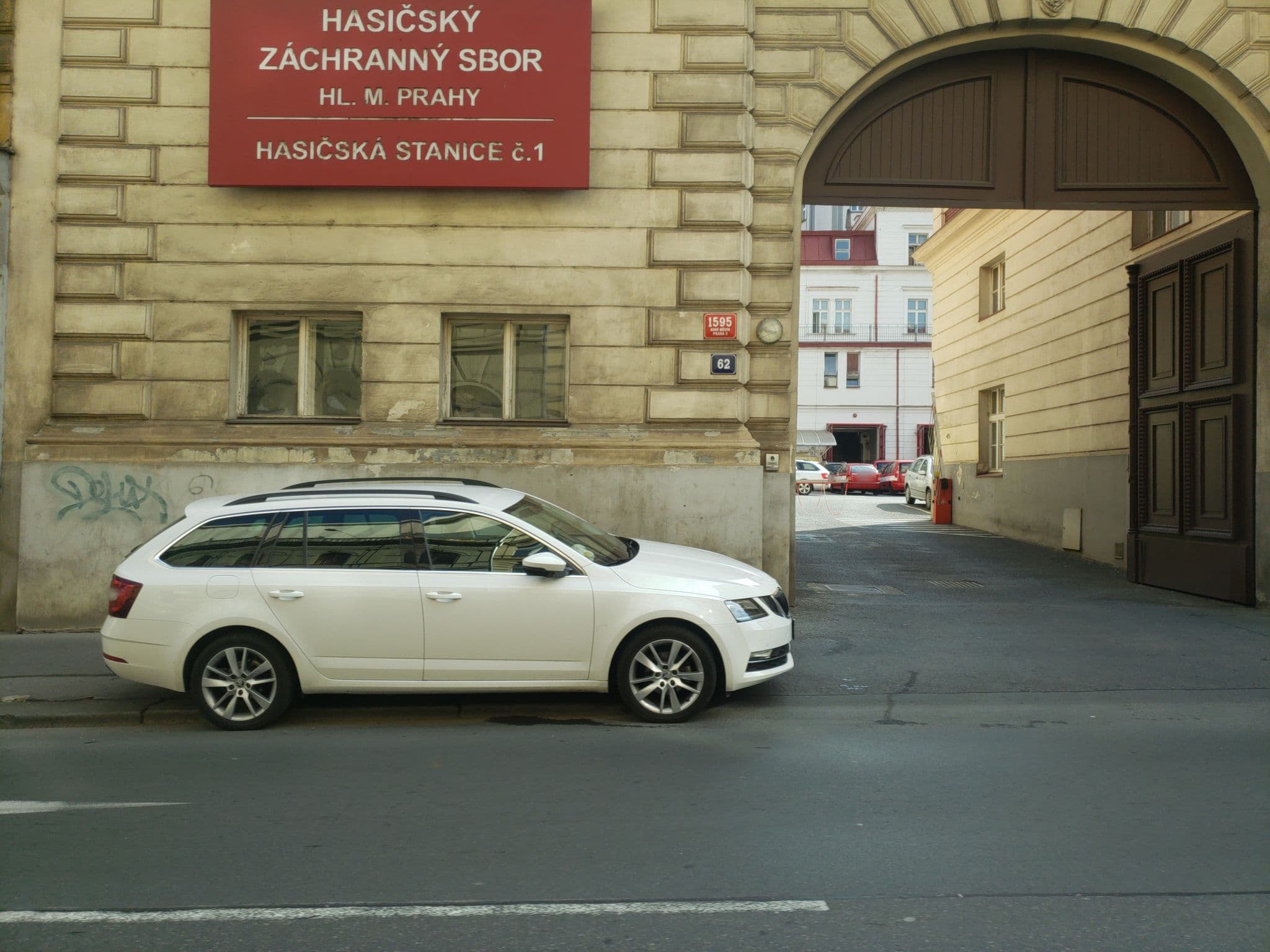 Street view near City Stay Prague, Nové Město — © mapfool (CC BY-SA · Mapillary)