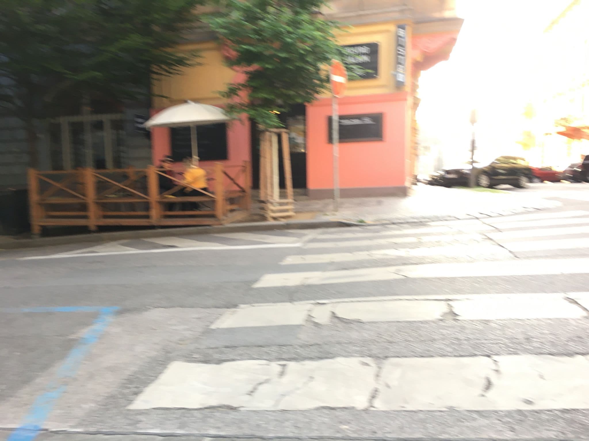 Street view near Room 505, Královské Vinohrady — © gness (CC BY-SA · Mapillary)