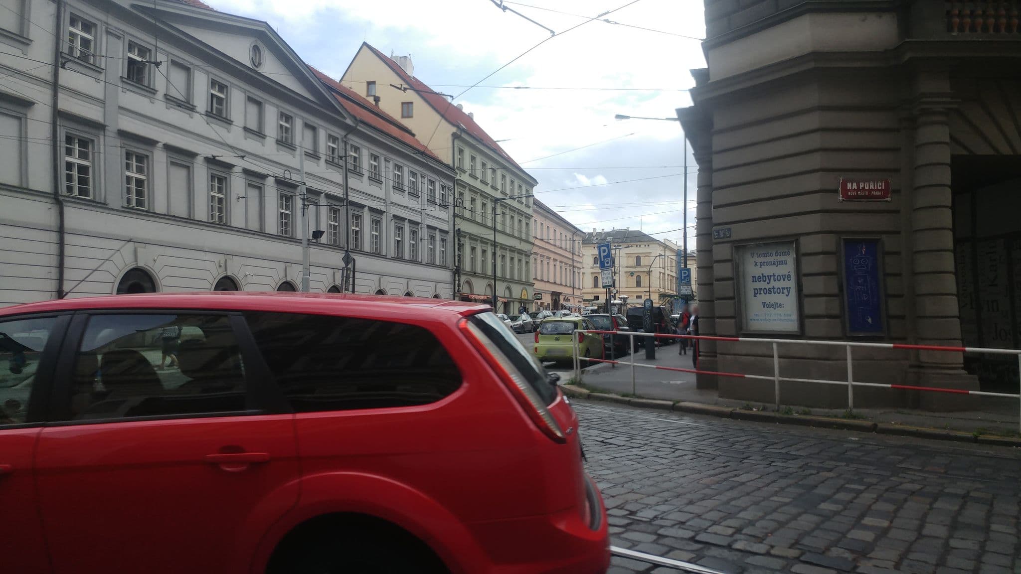 Street view near 밥퍼 민박, Prague — © pbb (CC BY-SA · Mapillary)
