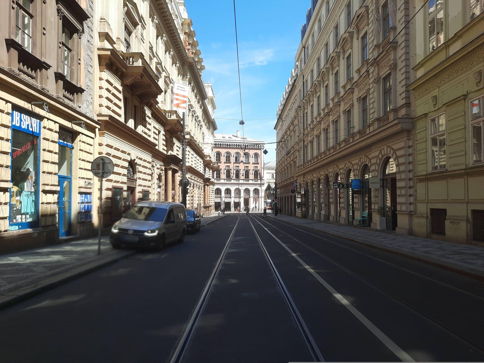 Street view near Palac Dlazdena, Prague — © ondrejlopatka (CC BY-SA · Mapillary)
