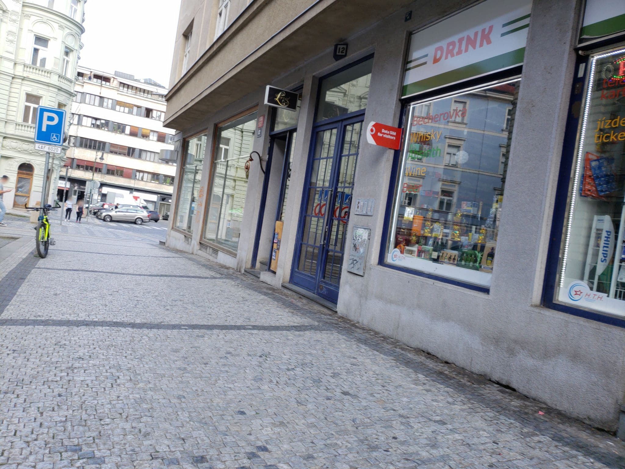 Street view near La Noblessa, Prague — © mapfool (CC BY-SA · Mapillary)