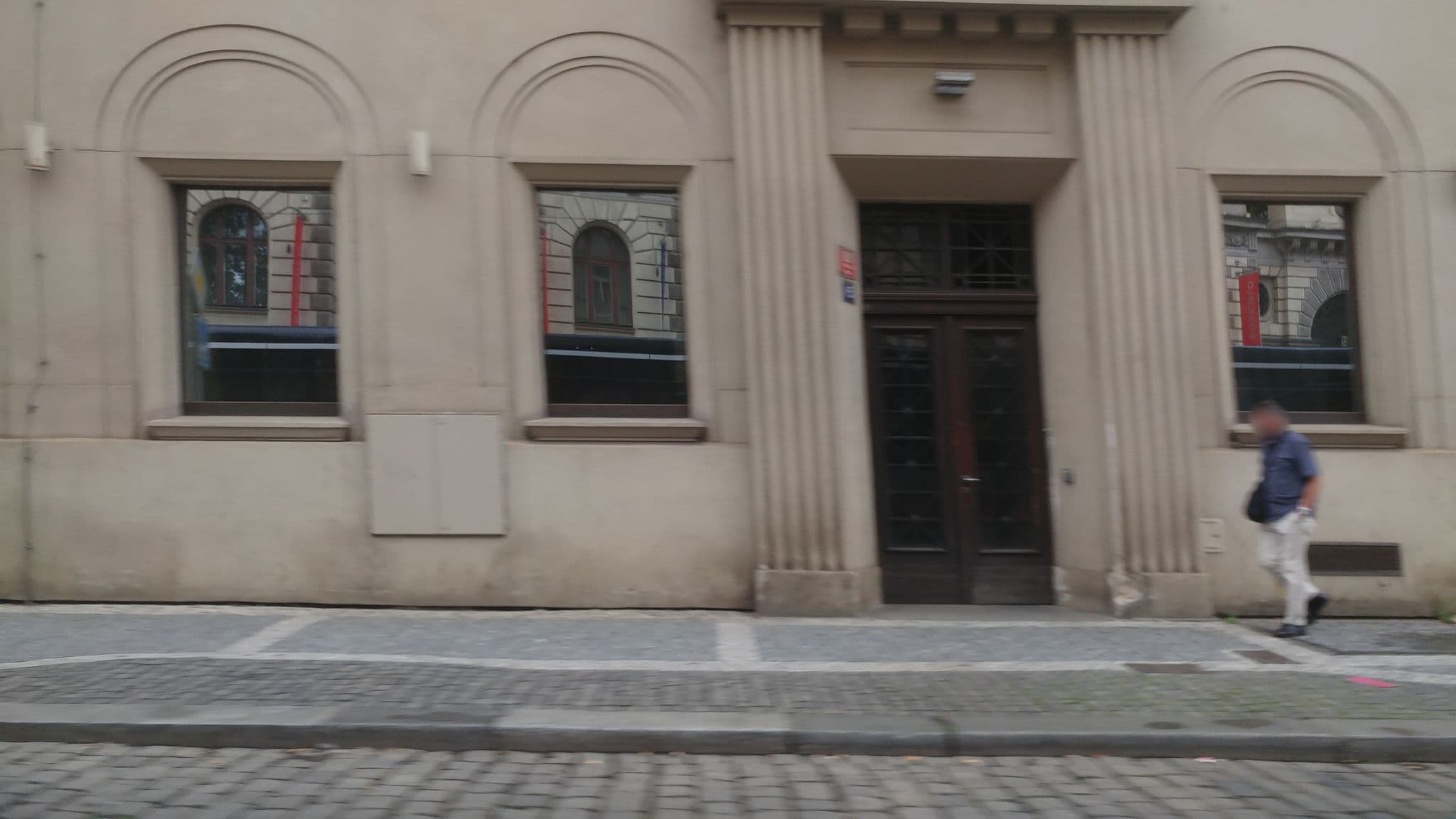 Street view near Hostel Slunicko, Prague — © pbb (CC BY-SA · Mapillary)