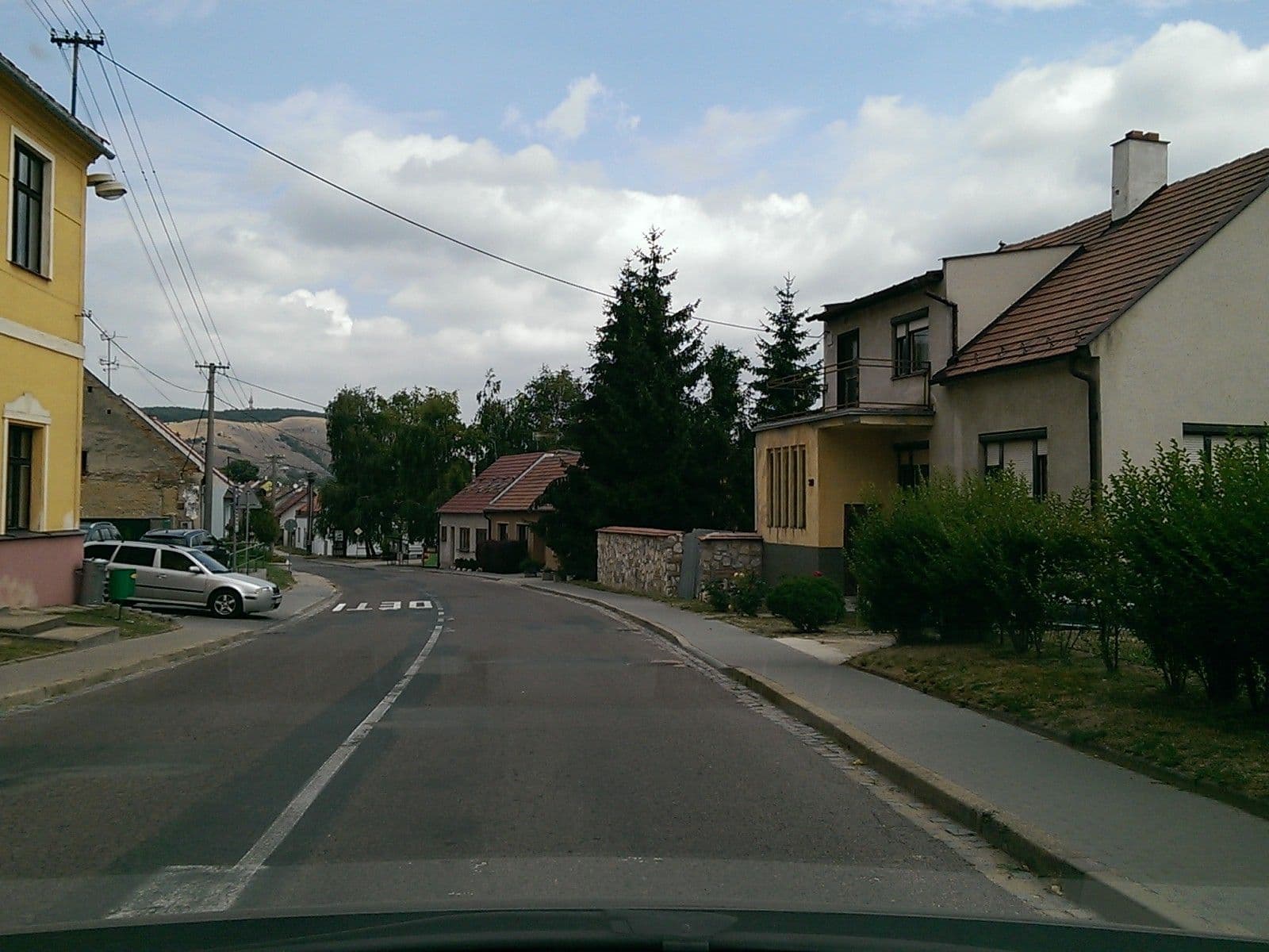 Street view near Penzion Kletnice, Dolní Dunajovice — © gob (CC BY-SA · Mapillary)