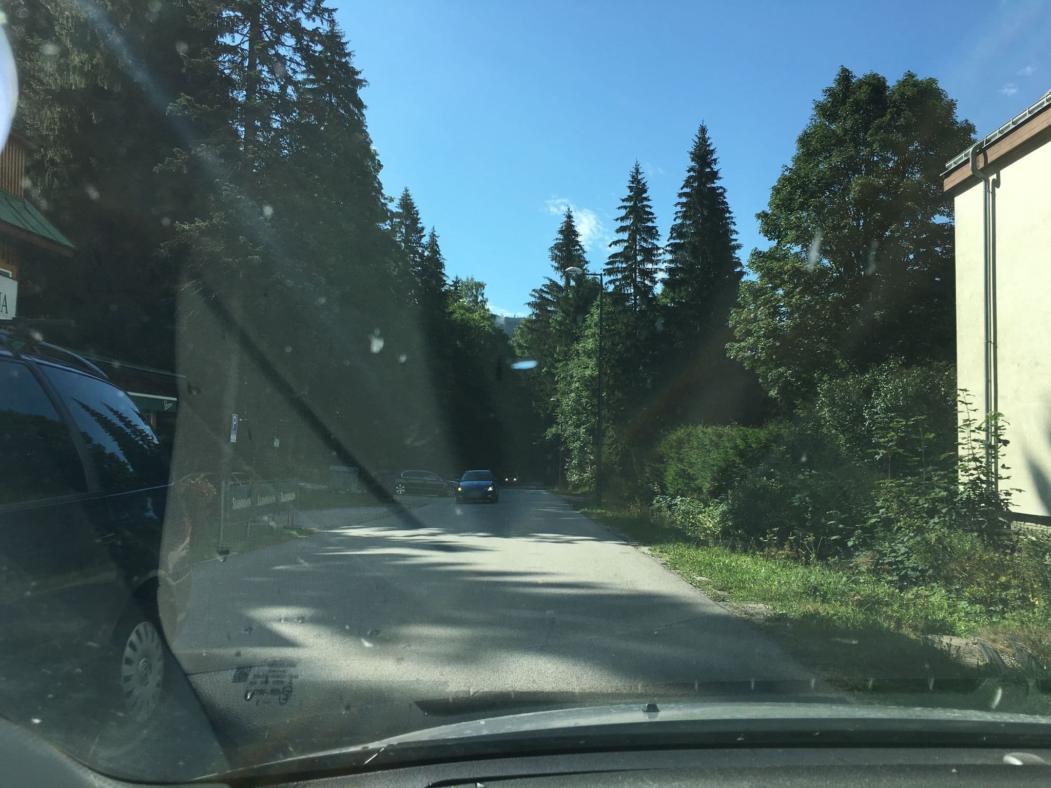 Street view near Hotel Diana, Spindleruv Mlyn, Špindlerův Mlýn — © bejotel (CC BY-SA · Mapillary)