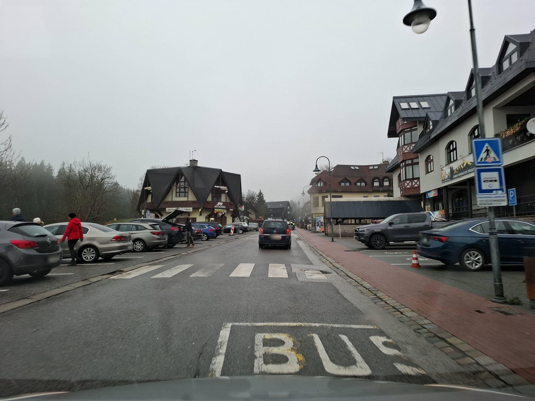 Street view near Harrachovská Perla, Harrachov — © masterofnoroad (CC BY-SA · Mapillary)