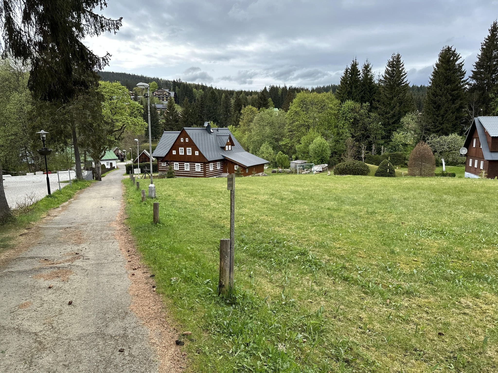 Street view near Resident Harrachov, Harrachov — © stefanhrt (CC BY-SA · Mapillary)